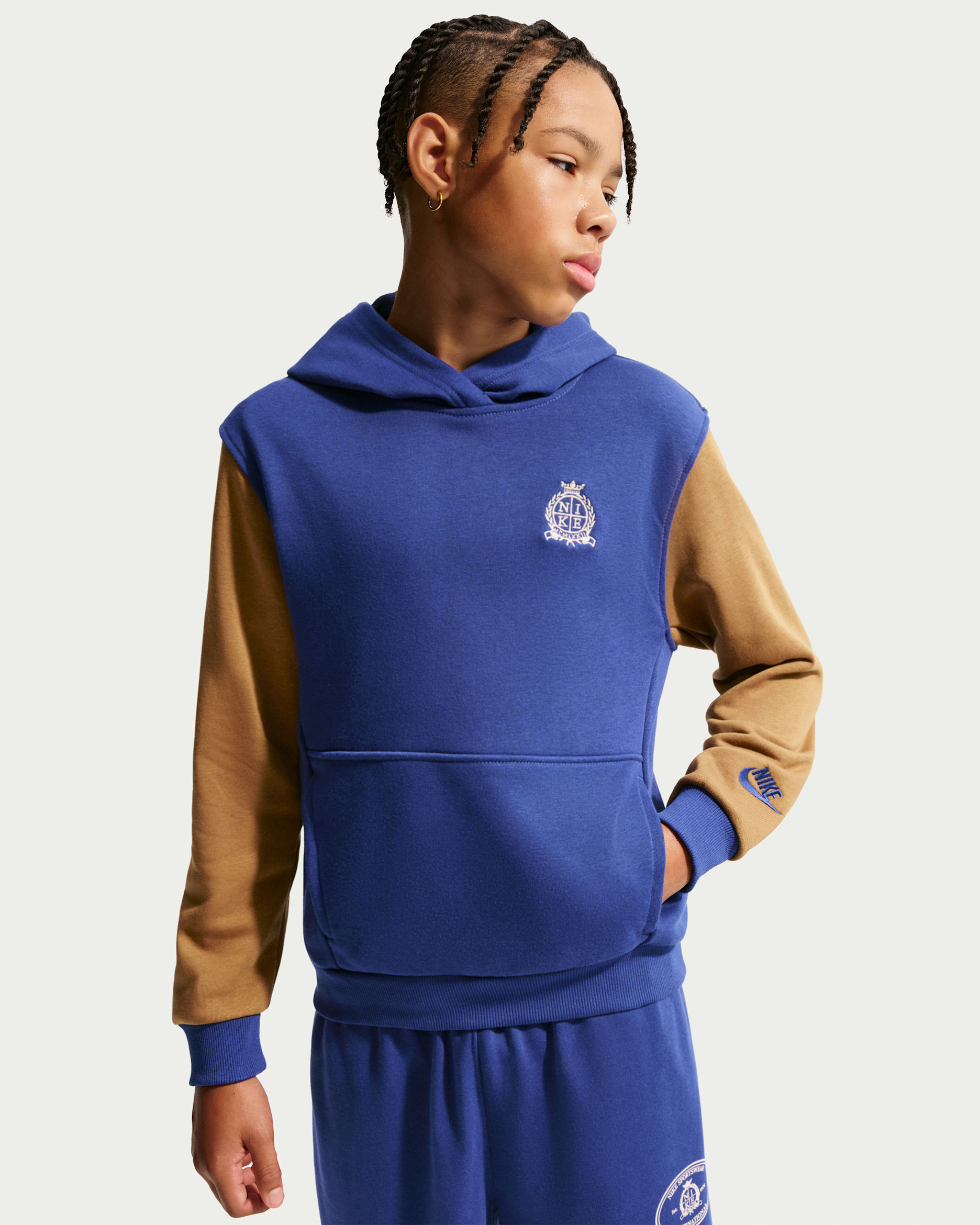 Nike Sportswear Club — Deep Royal Blue/Ale Brown/Sand Drift/Black