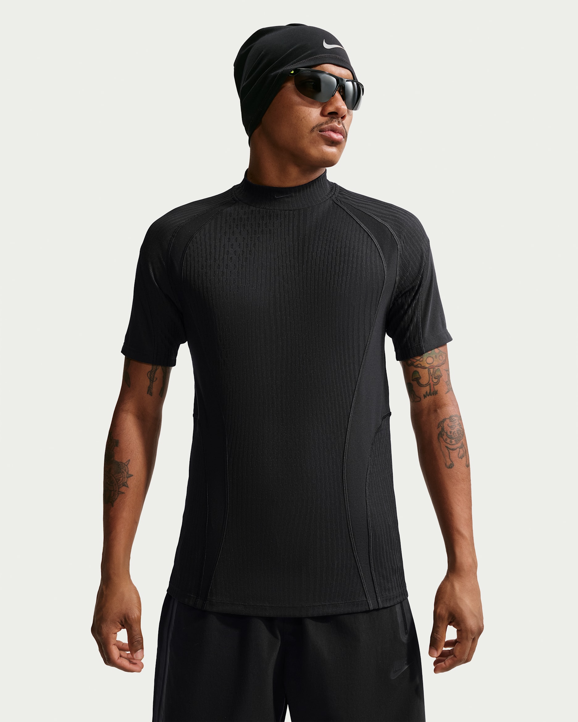 Nike Tech — Black/Black