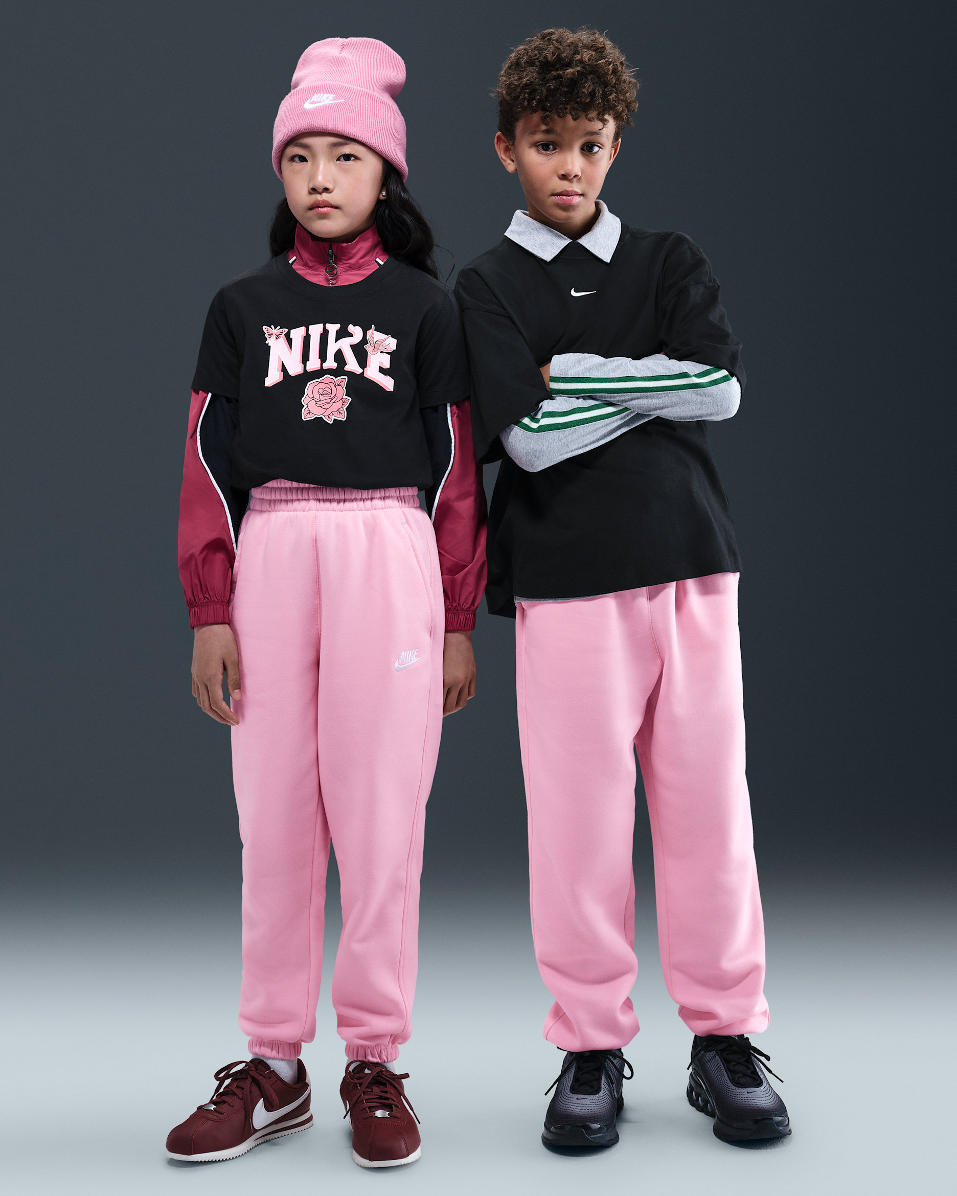 Nike Sportswear Club Fleece — Medium Soft Pink/Medium Soft Pink/White