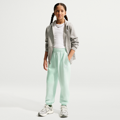 Nike Sportswear Club Fleece — Barely Green/Barely Green/White