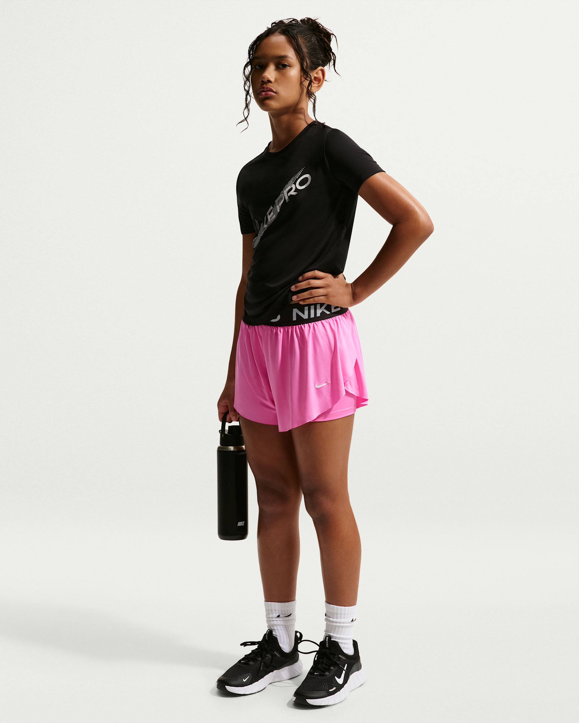 Nike Pro — Playful Pink/White