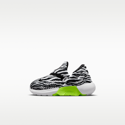 Nike Swoosh Go — White/Volt/Black