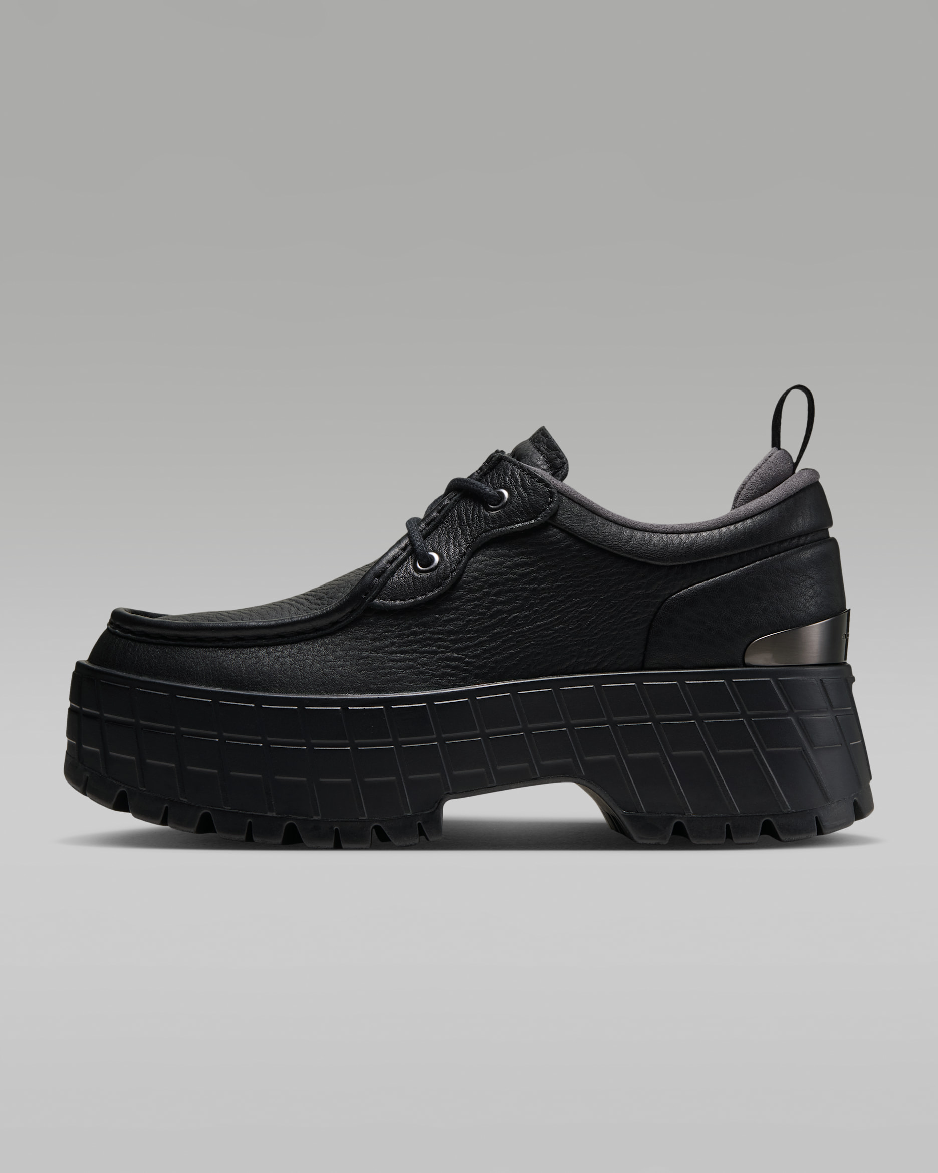 Air Jordan 1 Brooklyn Low — Black/Metallic Silver