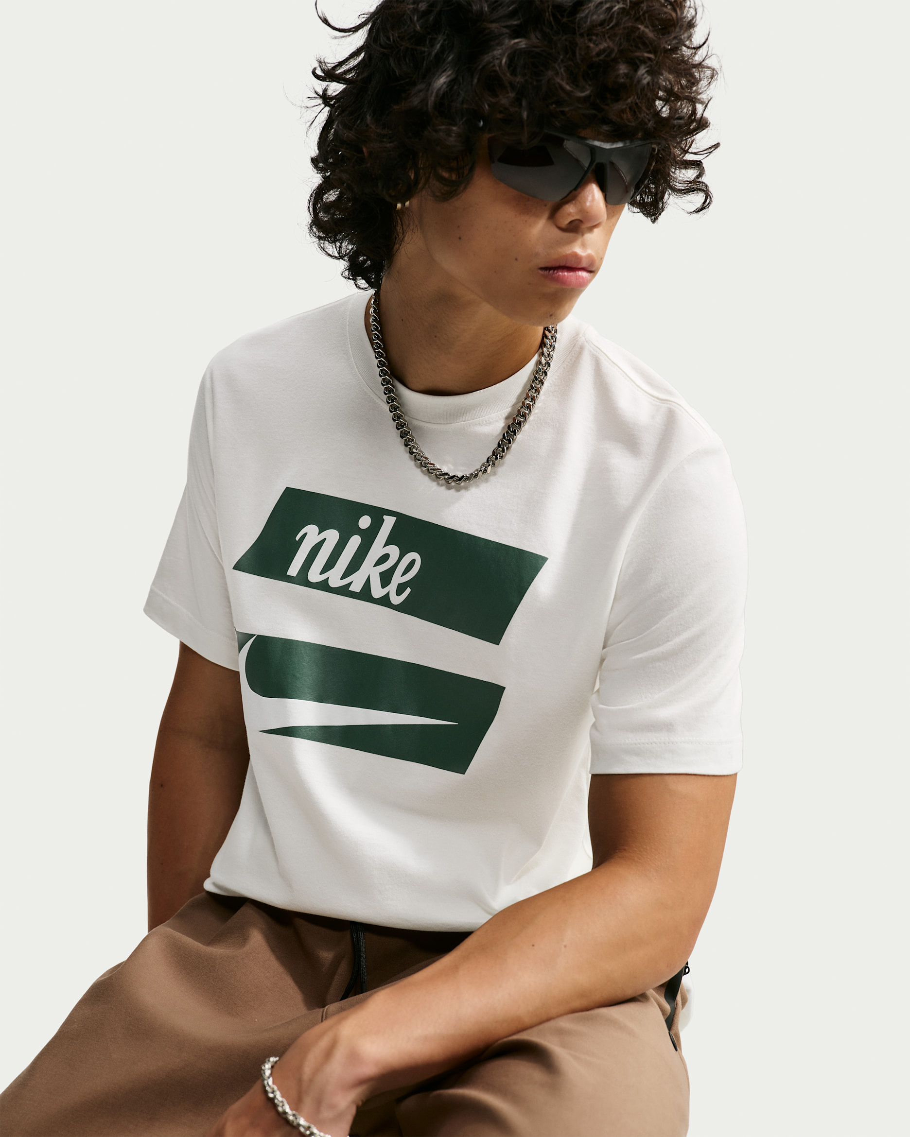 Nike Sportswear — Sail