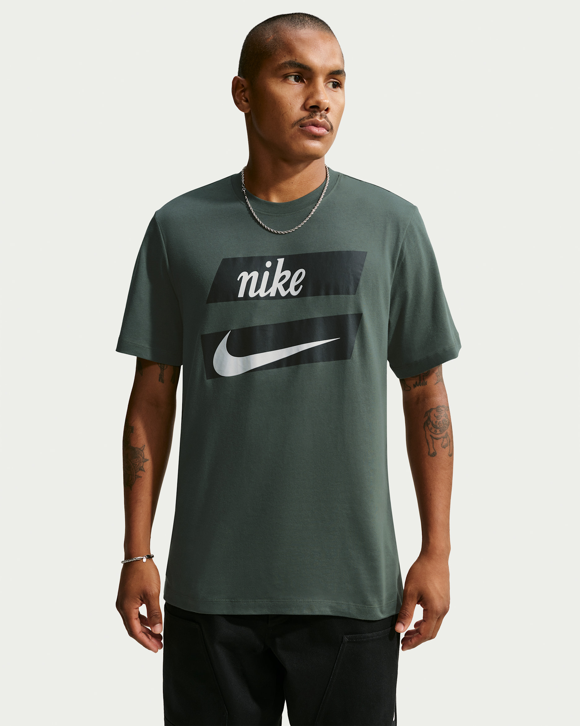 Nike Sportswear — Camo Green