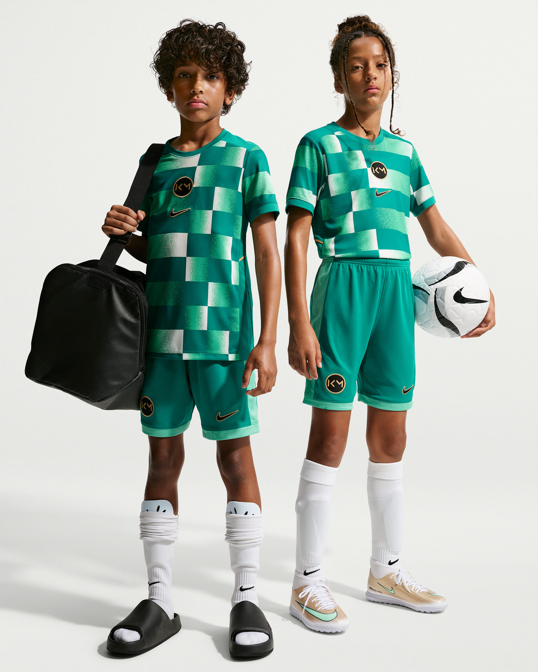 Kylian Mbappé Academy — Rio Teal/Light Menta/Metallic Gold