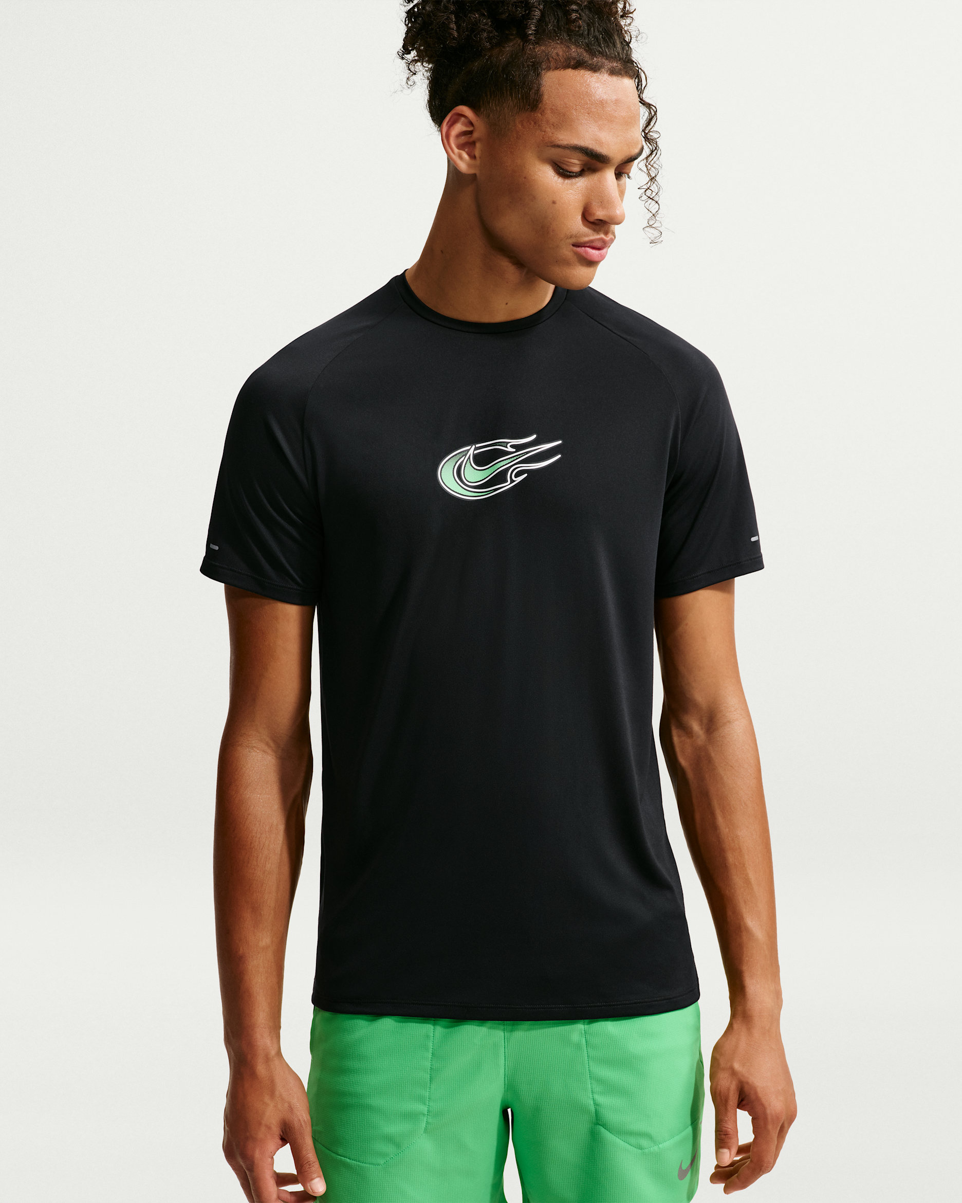 Nike Stride  — Black