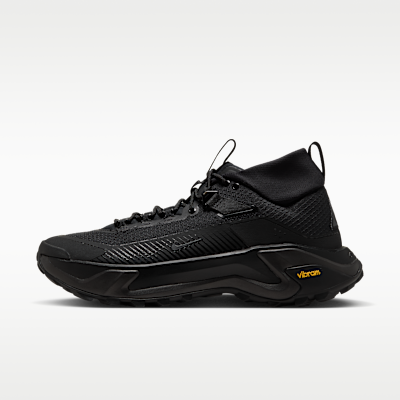 ACG Zegama Hike — Black/Anthracite/Black
