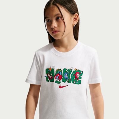 Nike Sportswear — White