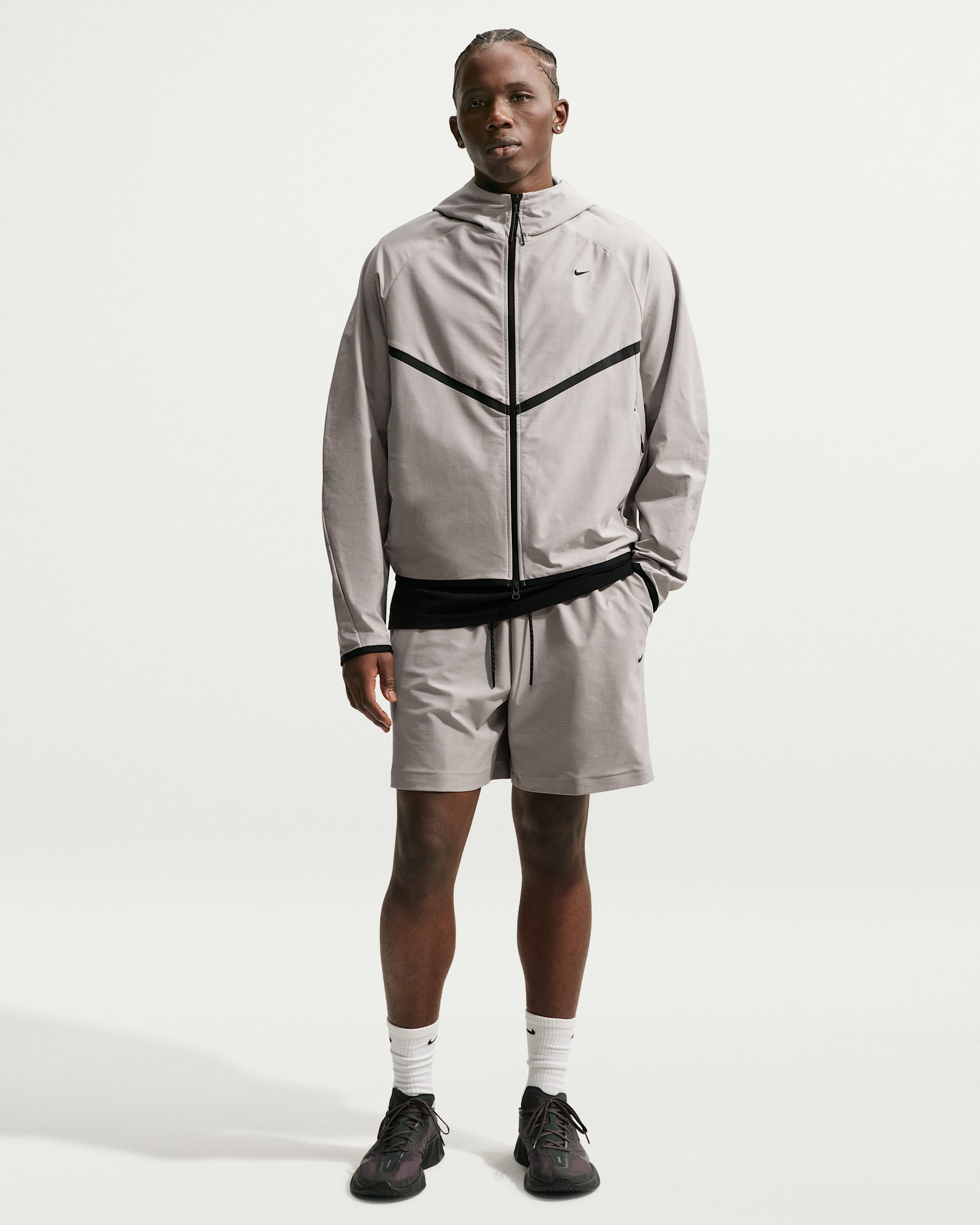 Nike Tech — College Grey/Black