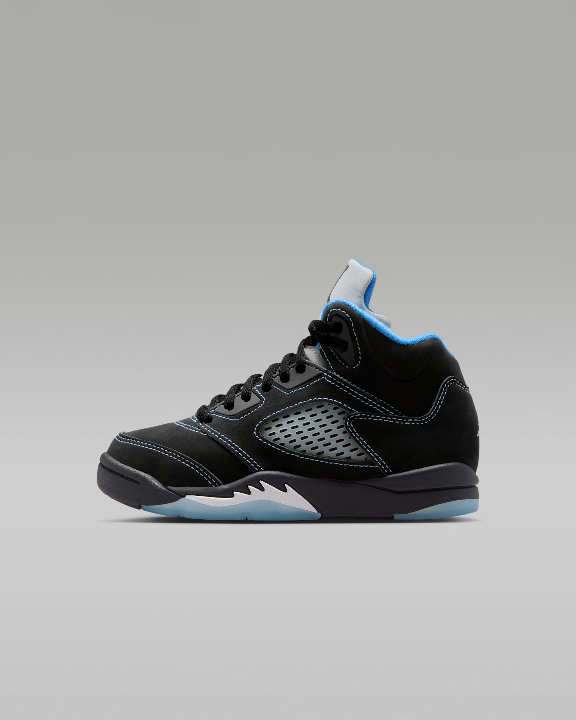 Jordan 5 'Black Carolina' — Black/White/University Blue