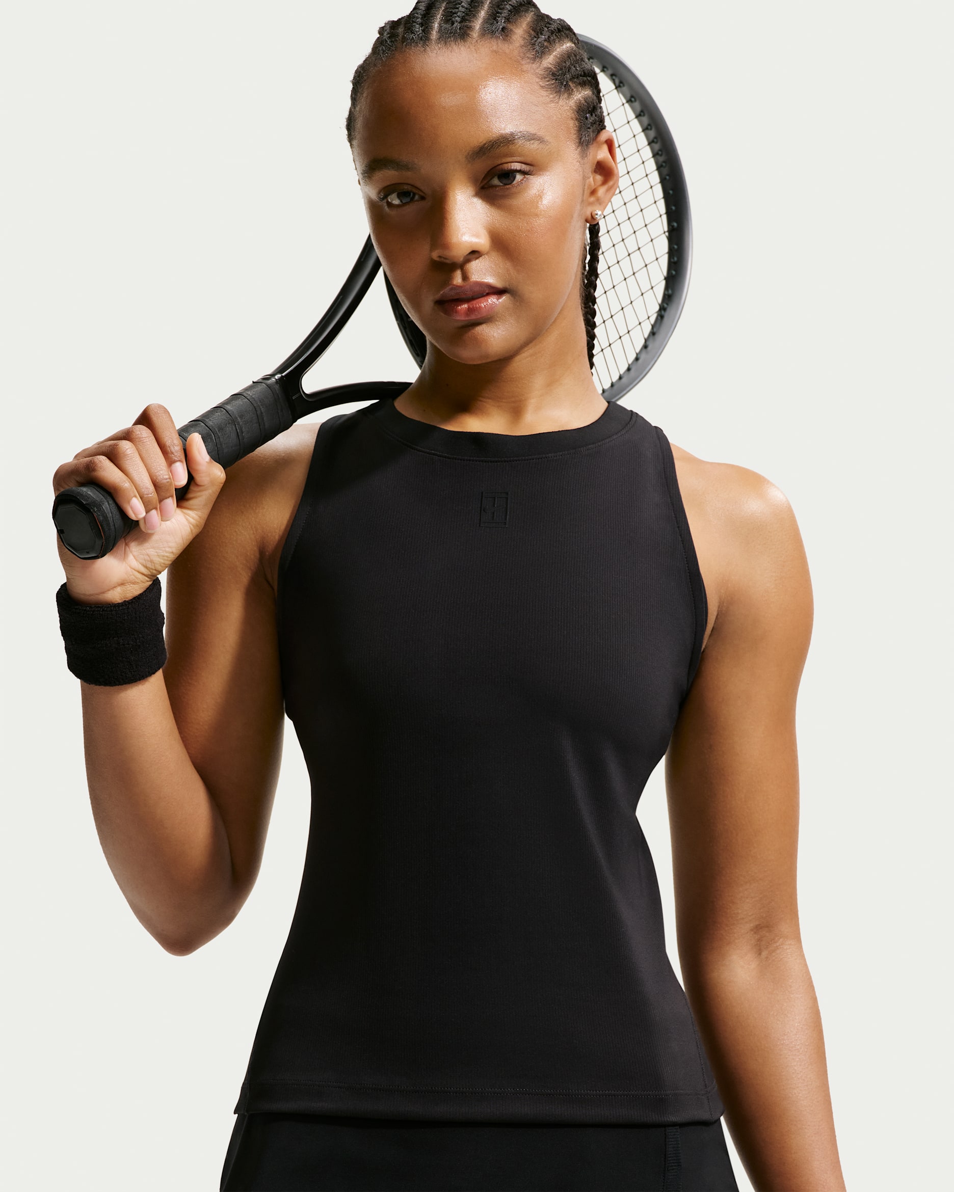 NikeCourt Advantage — Black/Black