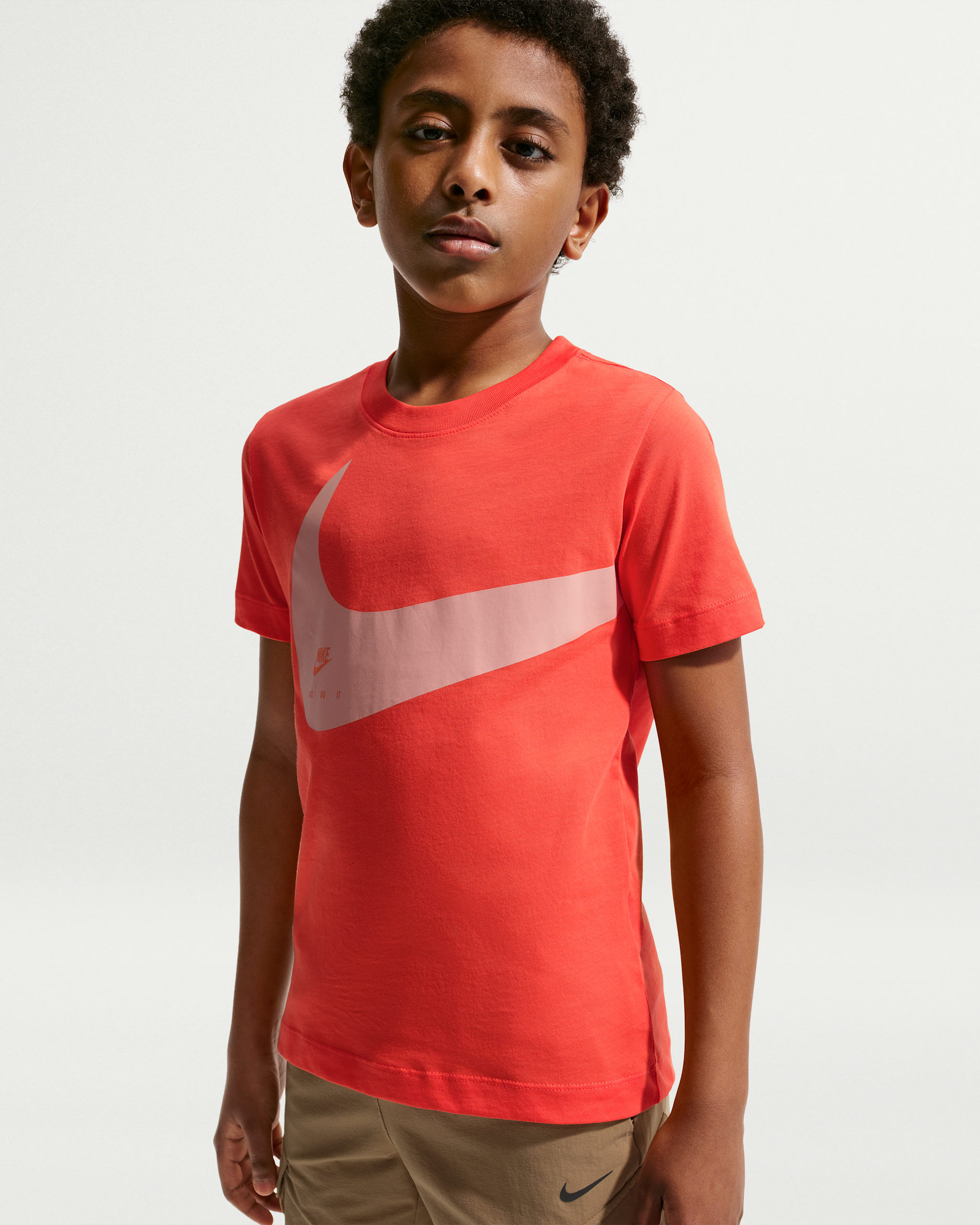 Nike Sportswear Club — Turf Orange