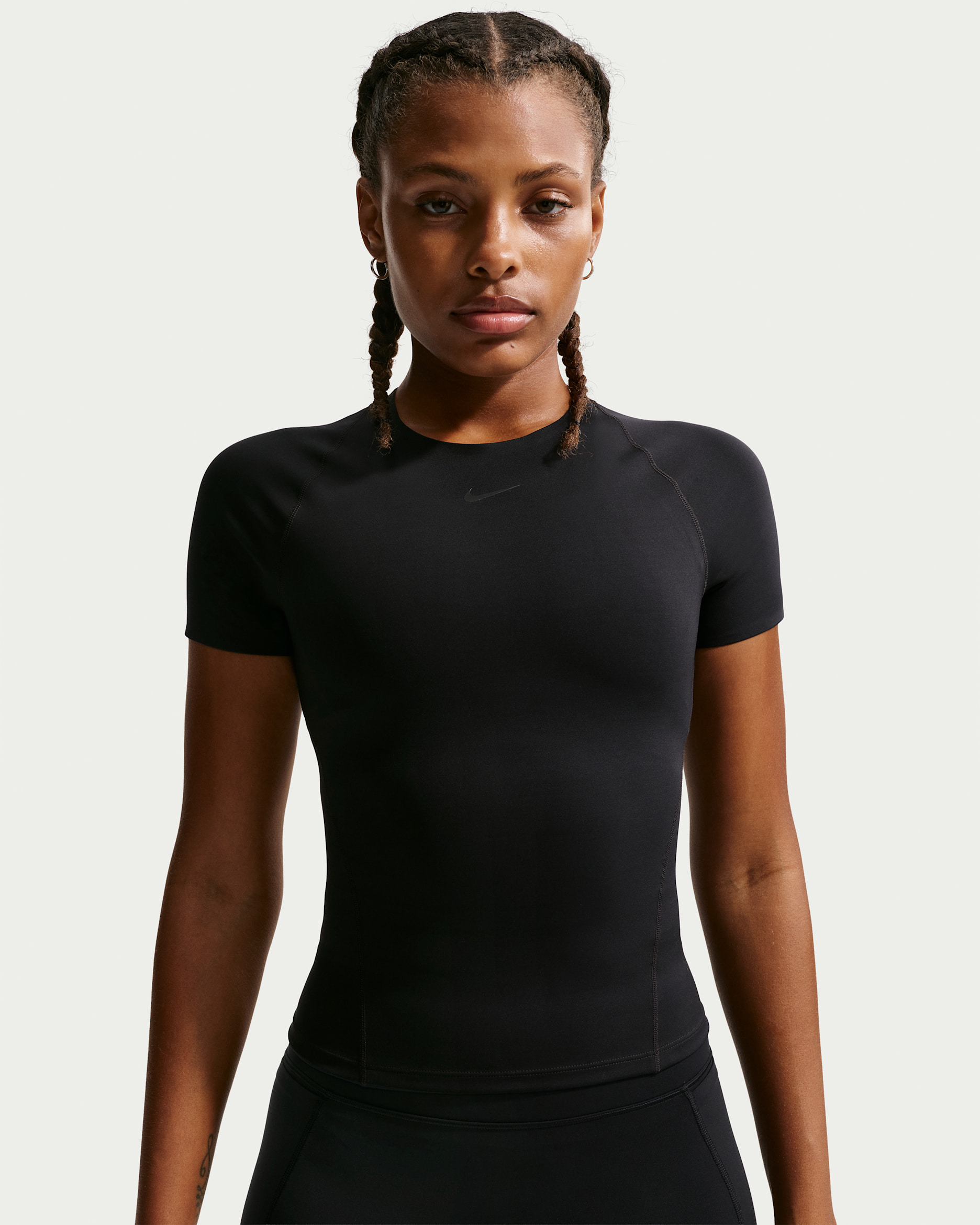 Nike Universa — Black/Anthracite/Dark Smoke Grey