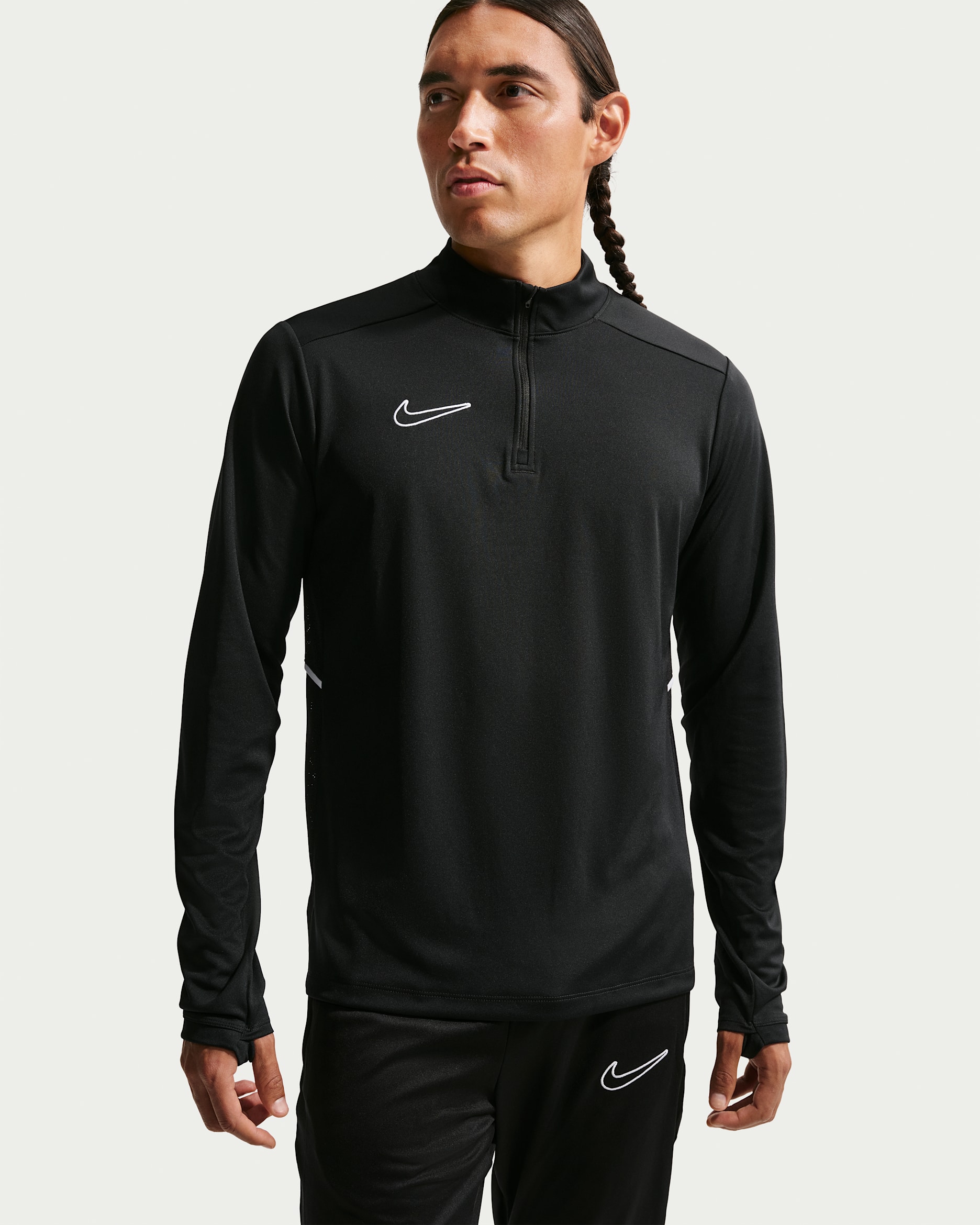 Nike Academy — Black/Black/White