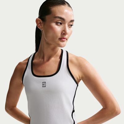 Nike Advantage — White/Black
