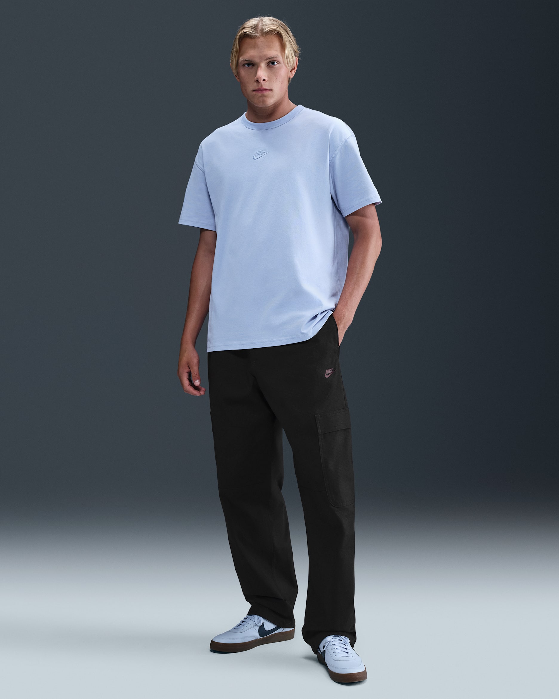 Nike Sportswear Club — Black/Black