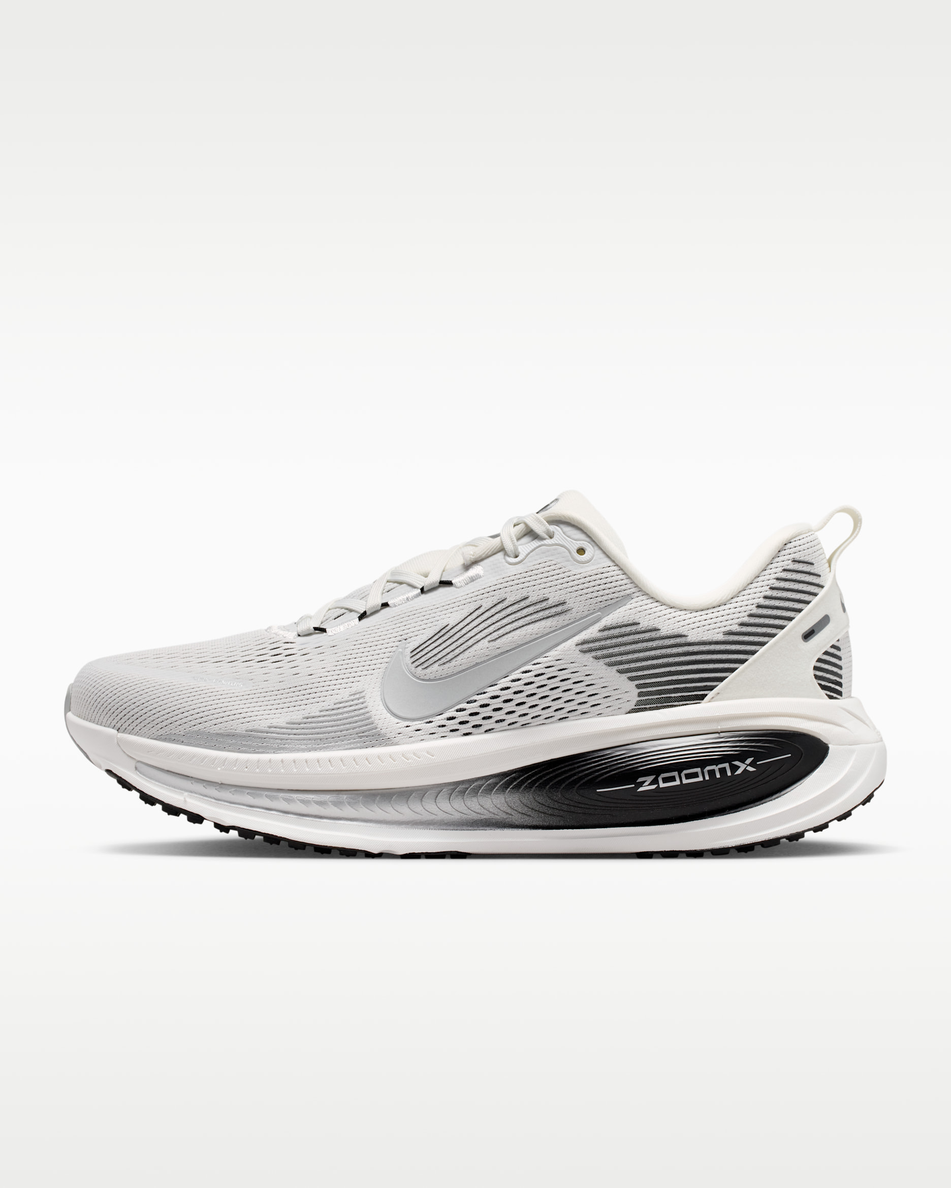 Nike Vomero 18 — Summit White/Black/Off-White/Metallic Silver