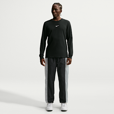 Nike — Black/Light Smoke Grey/Smoke Grey/White