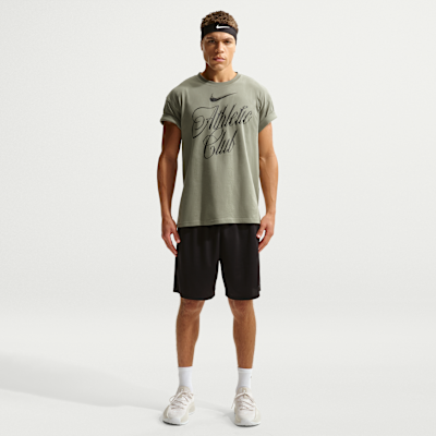 Nike — Black/White