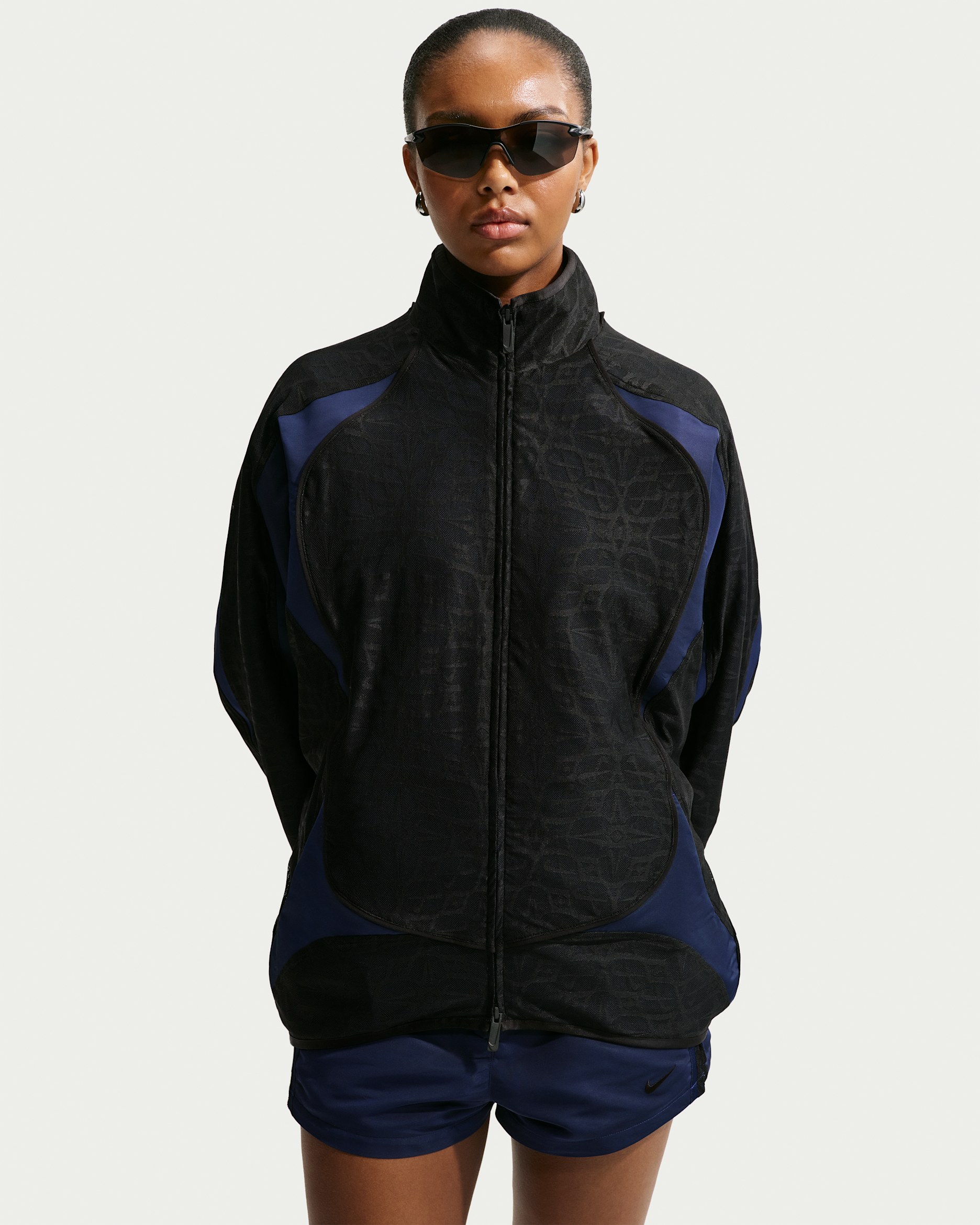 Nike Sportswear — Black/Midnight Navy/White/Midnight Navy