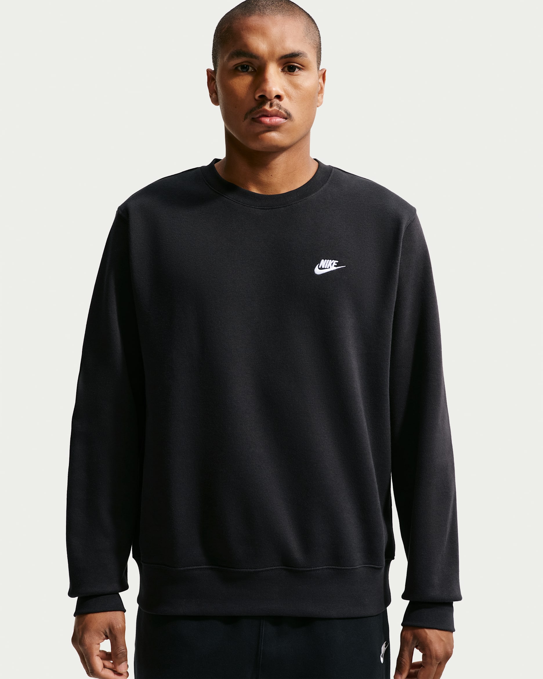 Nike Club — Black/White