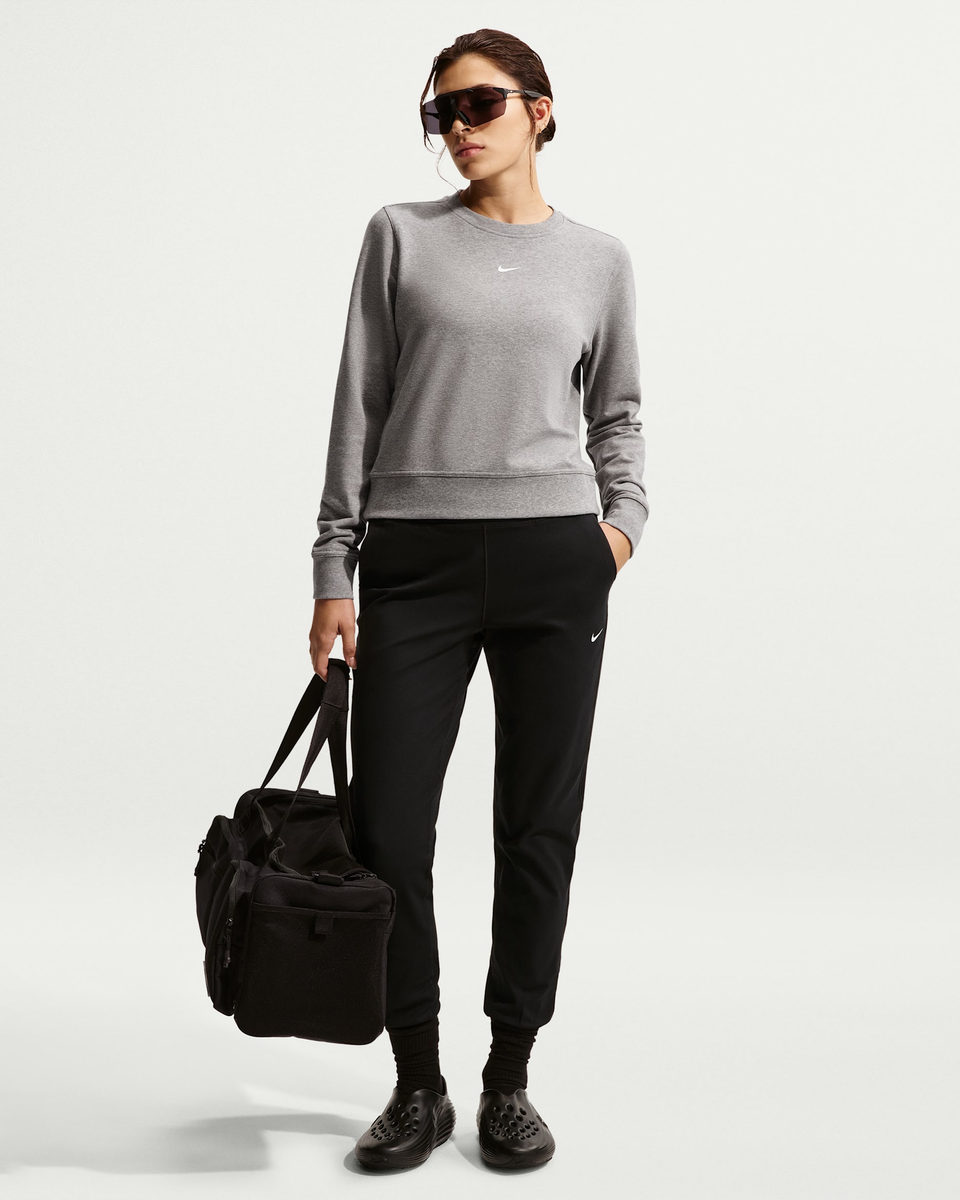 Nike One — Black/White