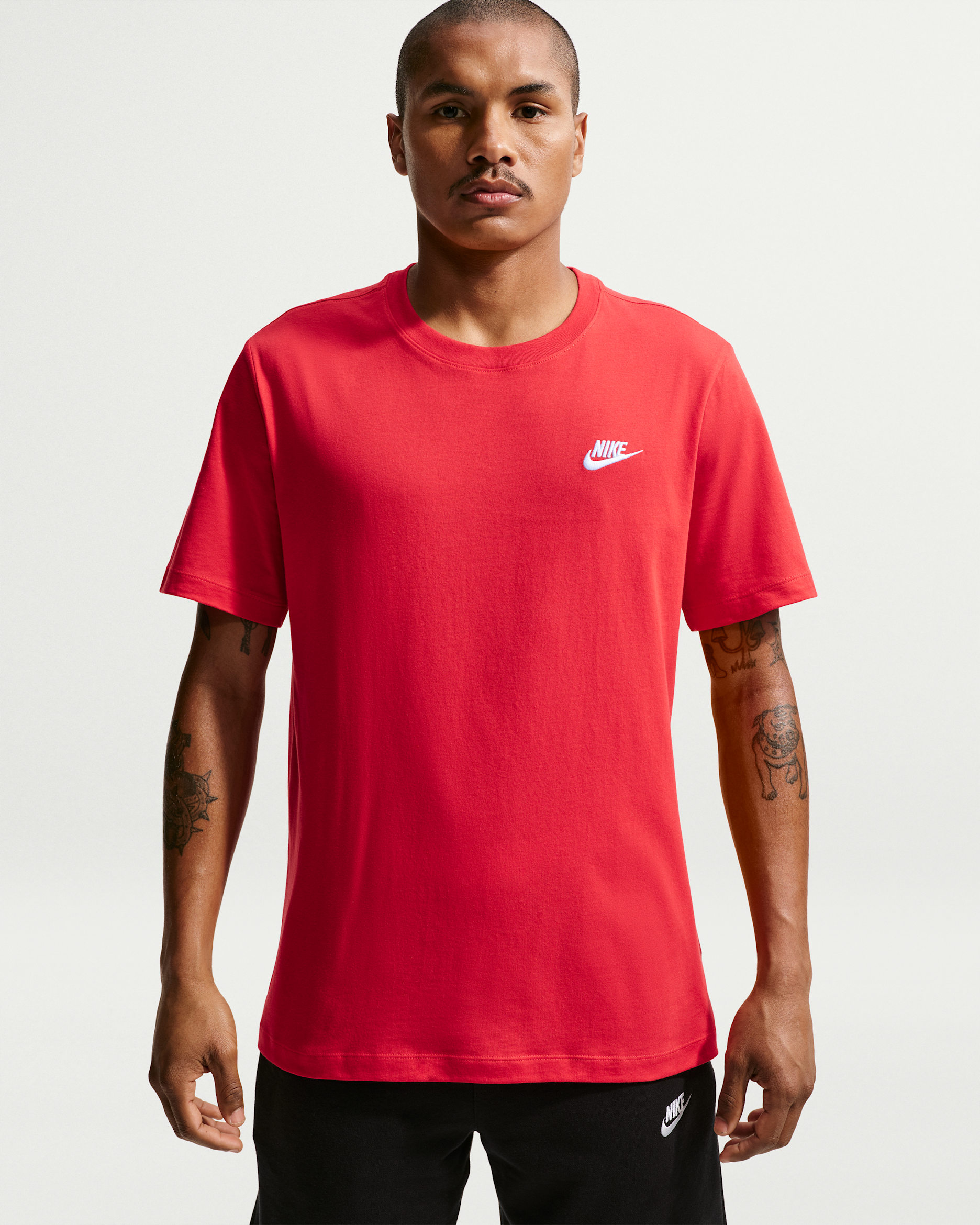Nike Sportswear Club — University Red/White