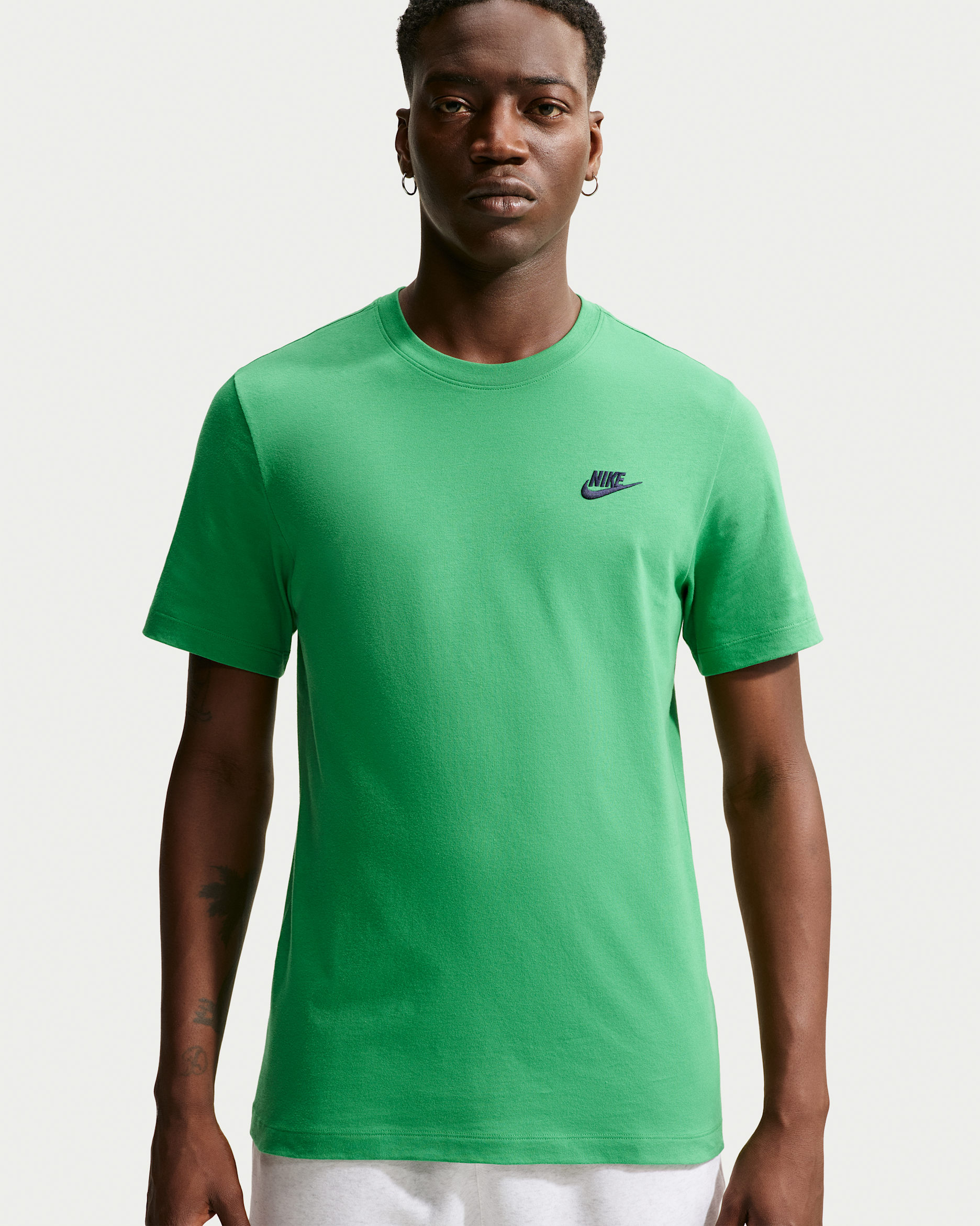 Nike Sportswear Club — Classic Green