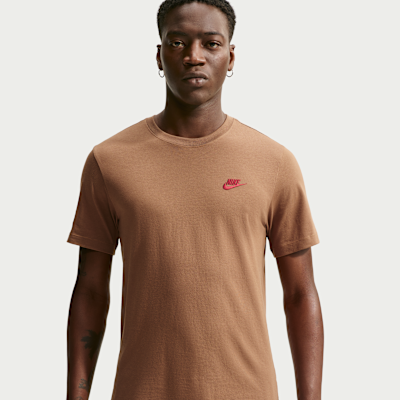 Nike Sportswear Club — Ale Brown/Tough Red