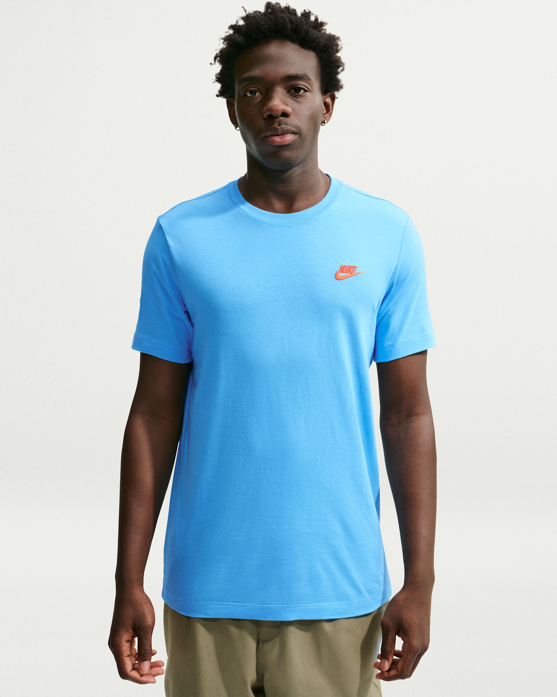 Nike Sportswear Club — Football Blue/Safety Orange