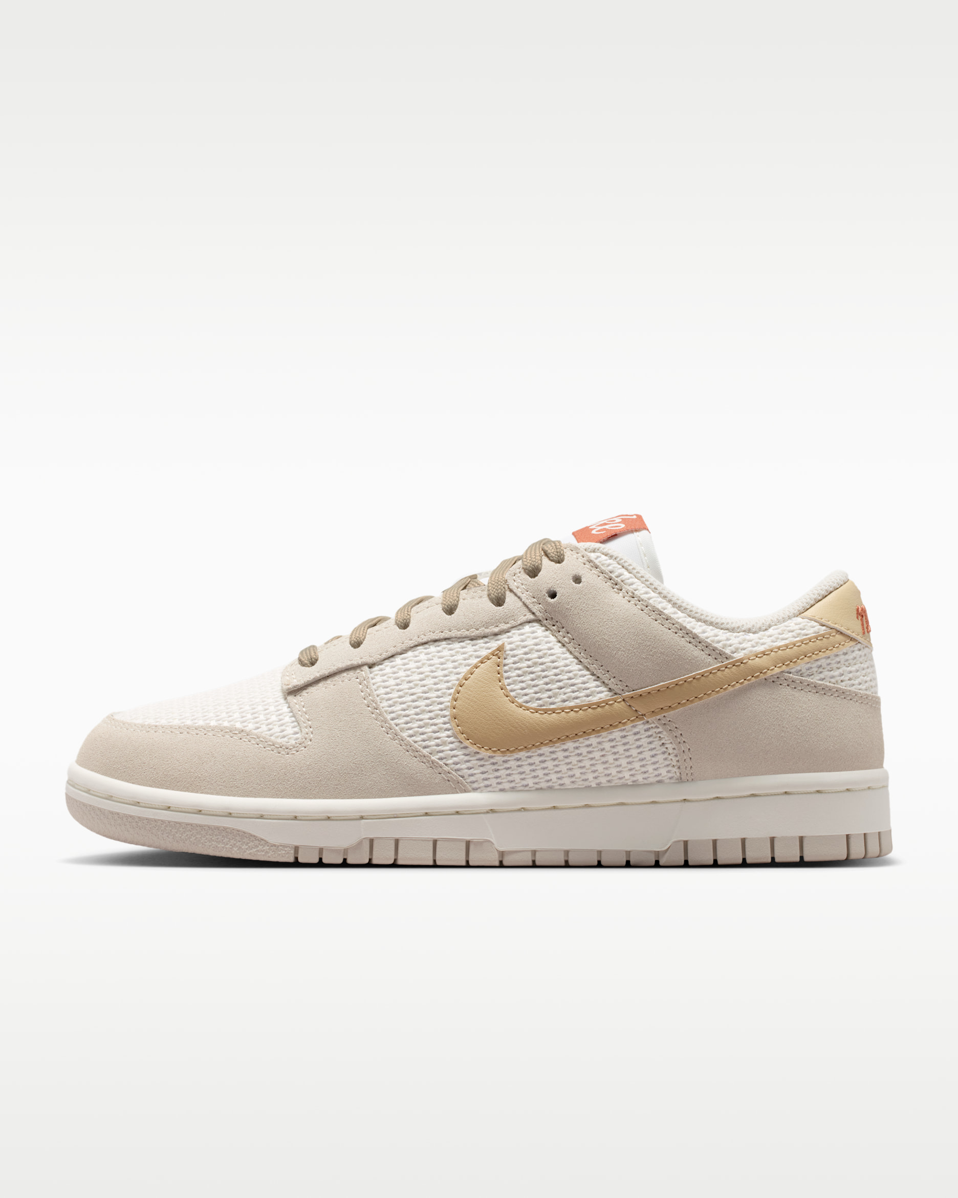 Nike Dunk Low SE — Sail/Light Orewood Brown/Sail/Linen