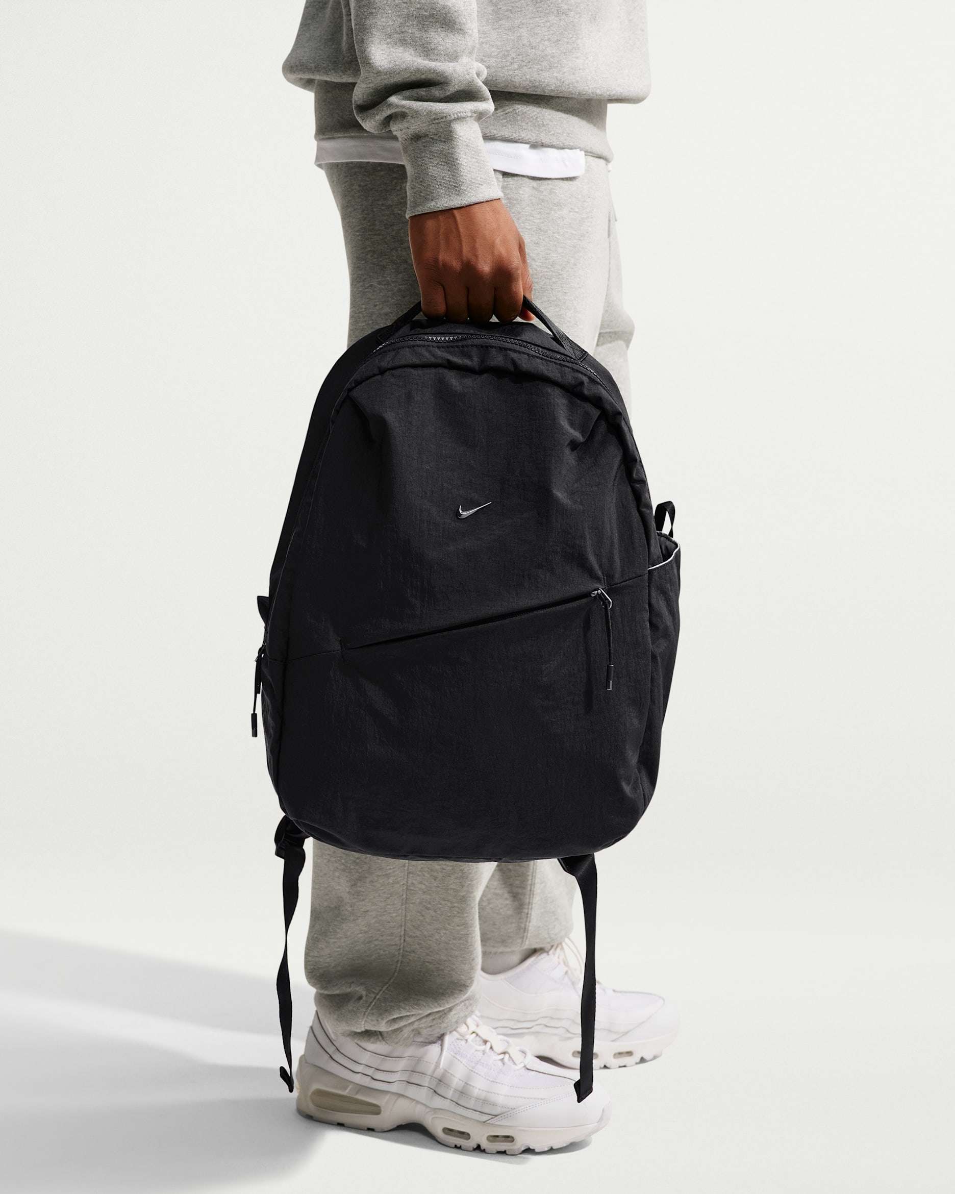 Nike Aura — Black/Black/Gunmetal