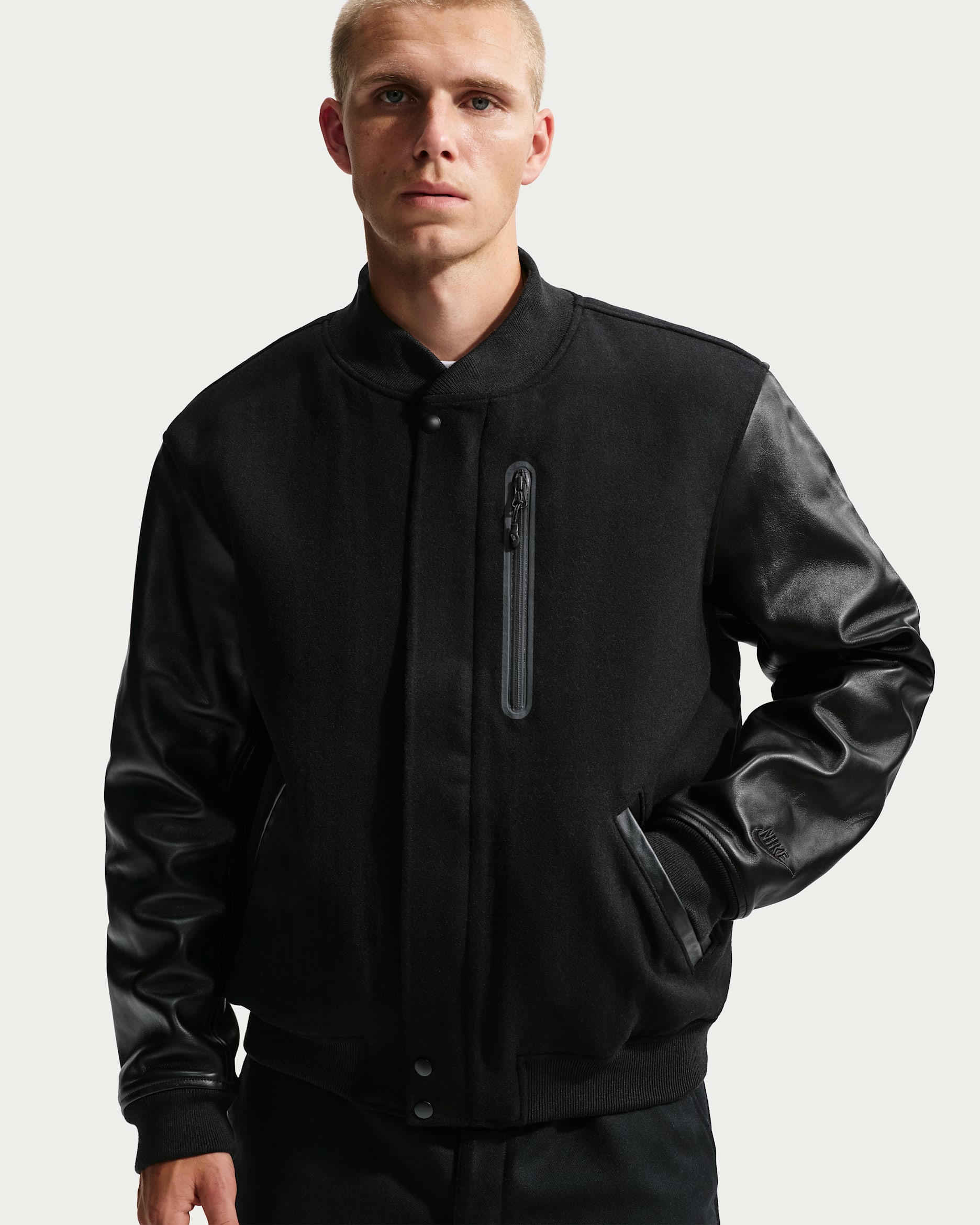 Nike — Black