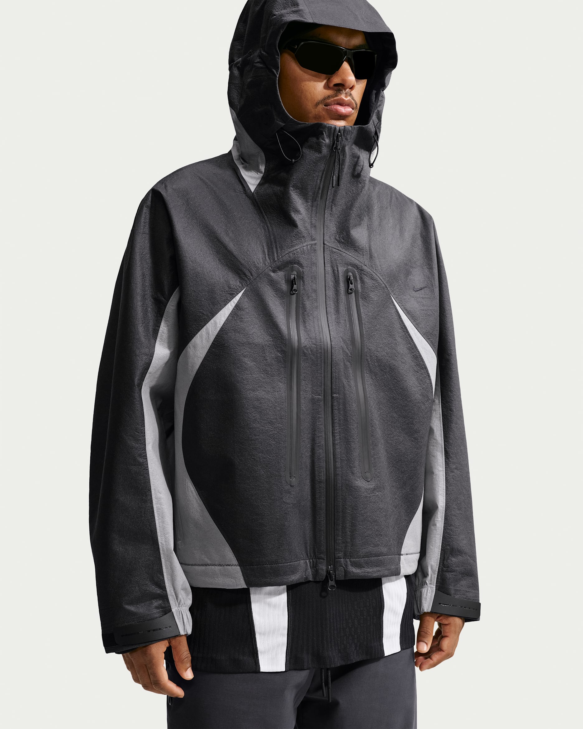 Nike Tech — Black/College Grey/Black