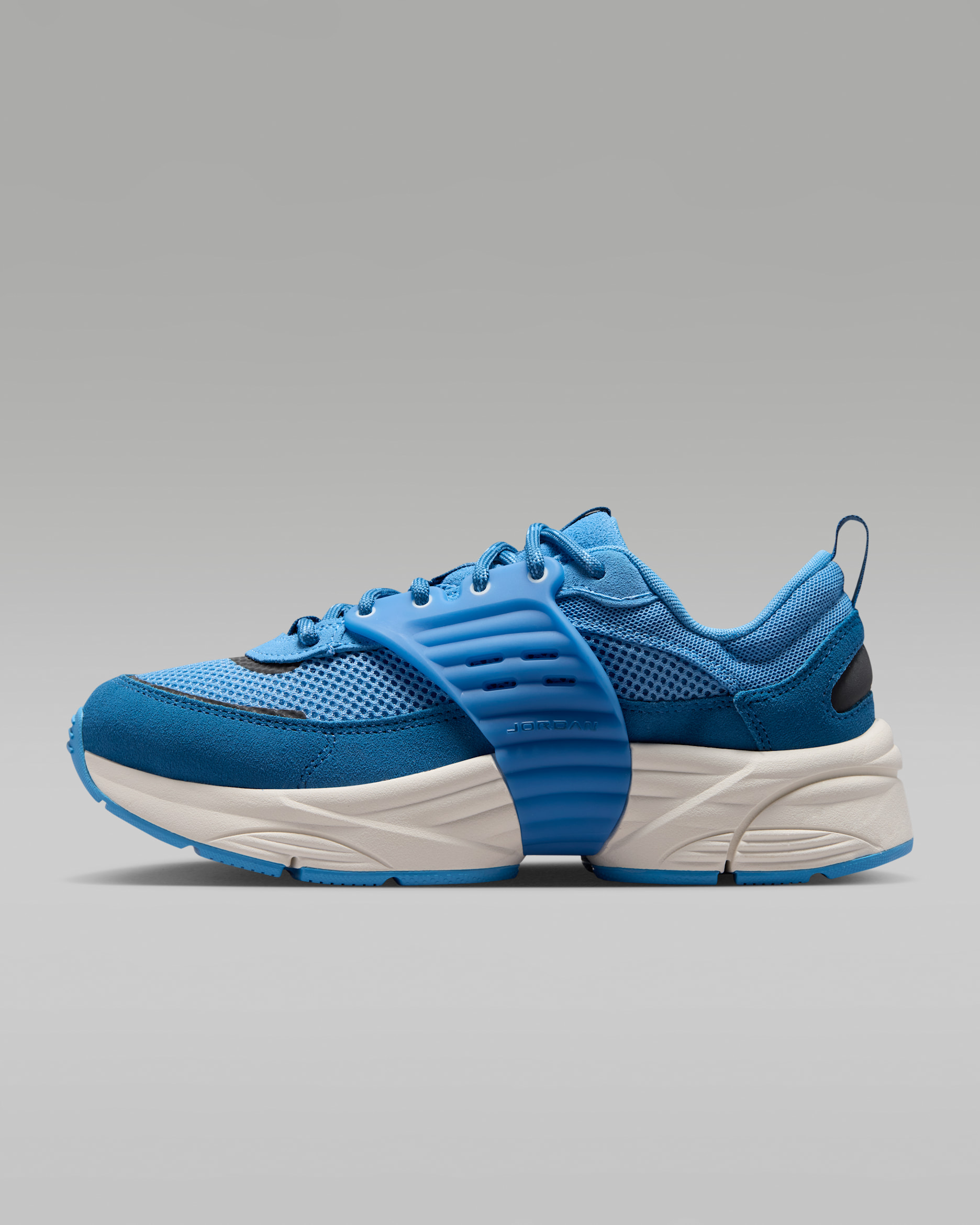 Jordan Trunner O/S — Blue Beyond/True Blue/Soft Pearl