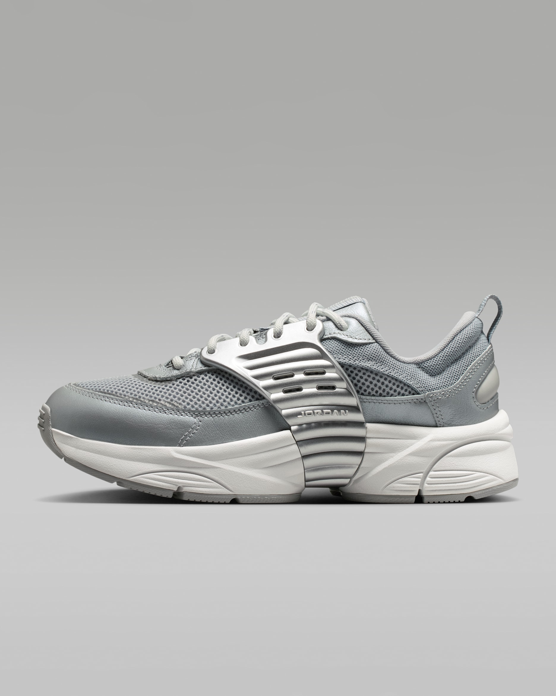 Jordan Trunner O/S — Swan/Wolf Grey/Reflect Silver/Summit White