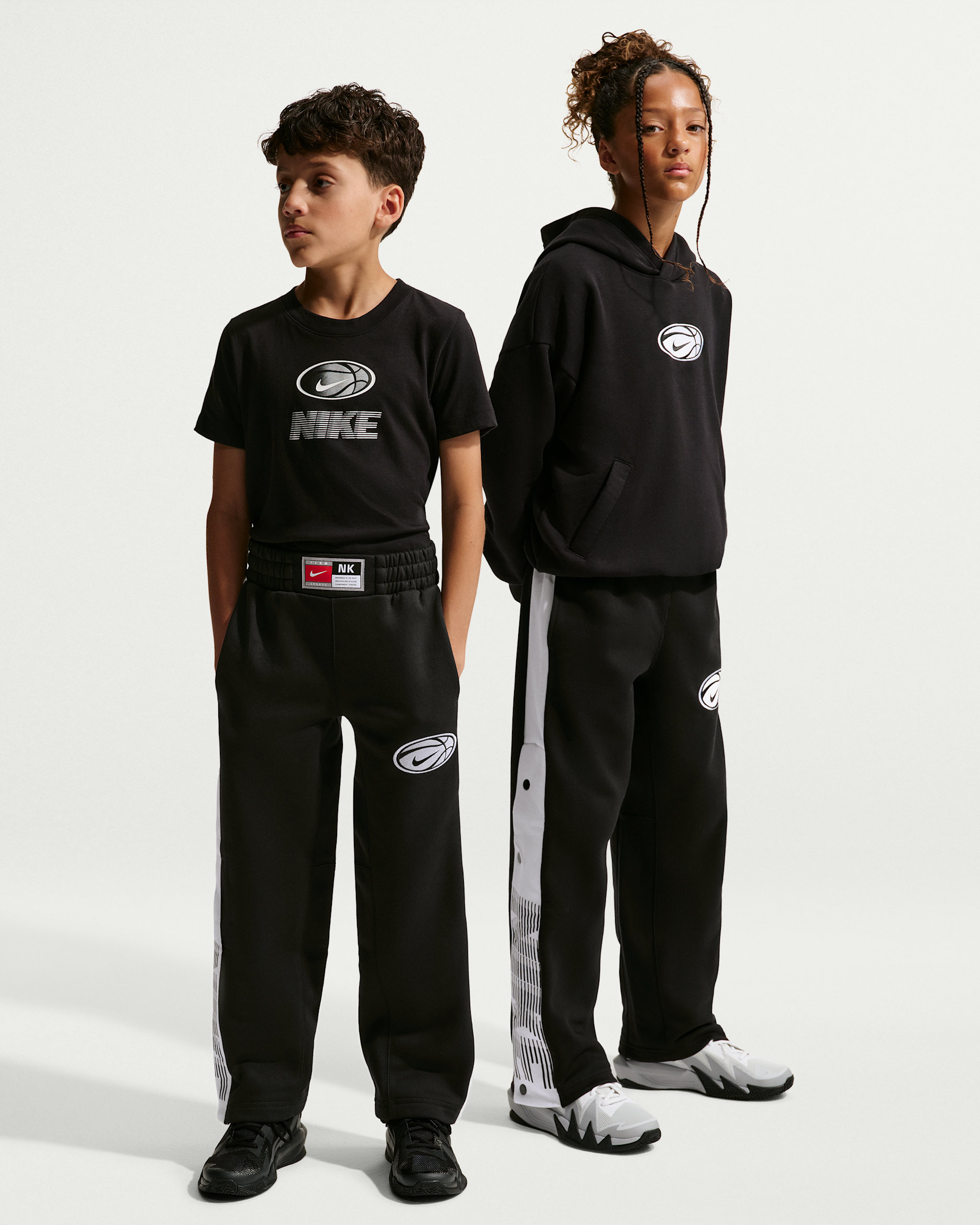 Nike — Black/White/White