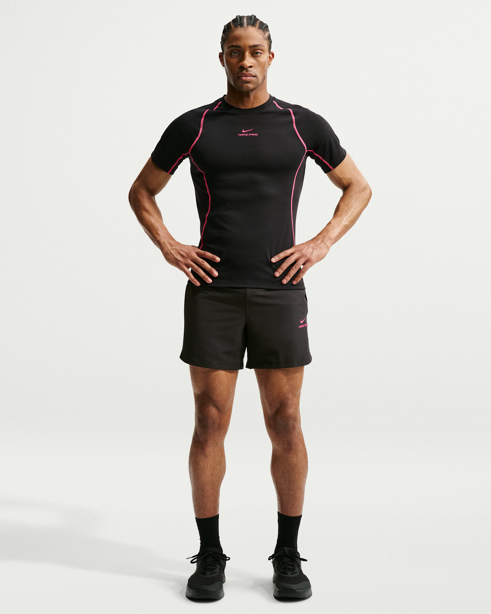 Nike Pro Training — Black/Hyper Pink