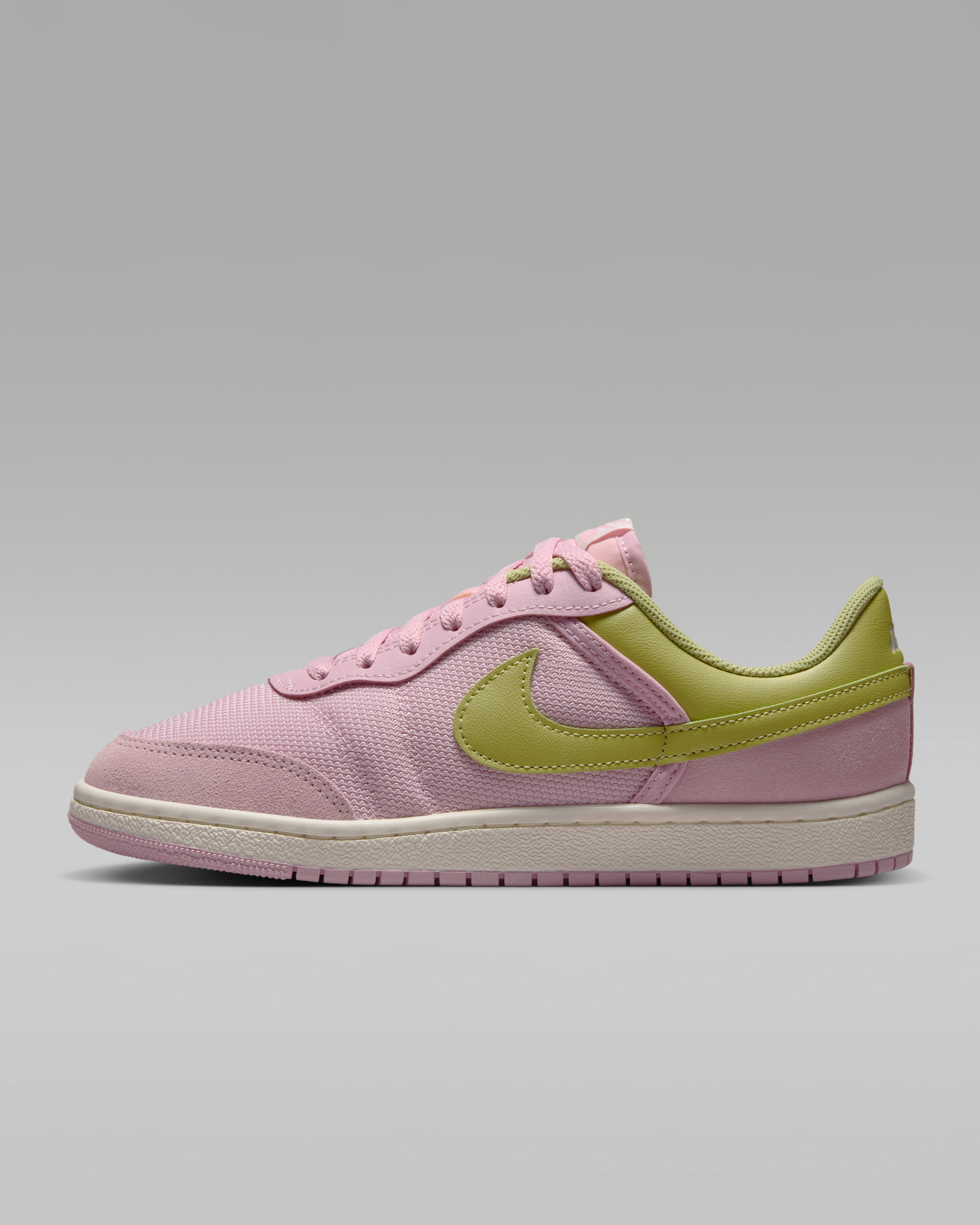 Air Jordan Skyline Low — Iced Carmine/Sail/Lawn
