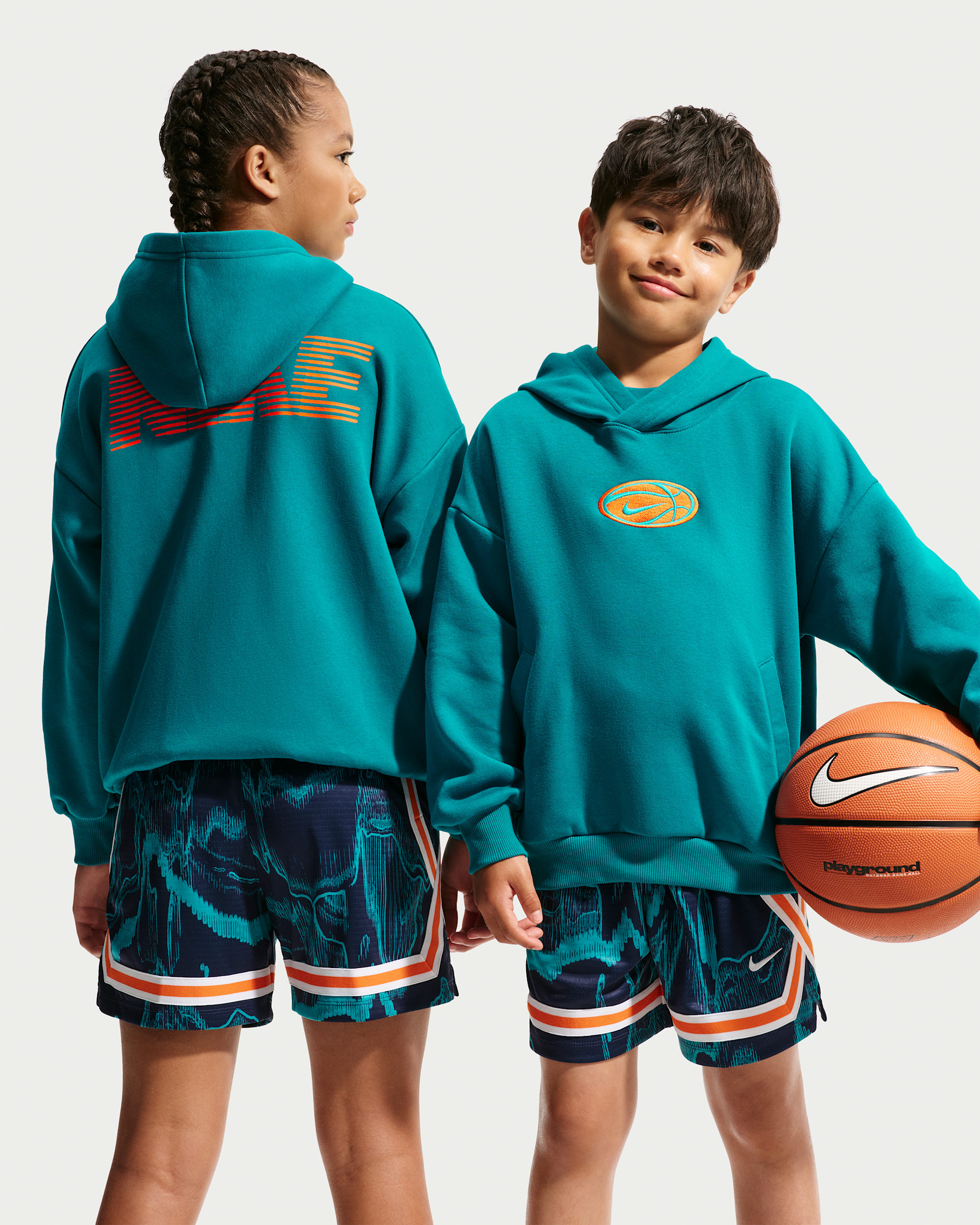 Nike — Bright Spruce/Safety Orange