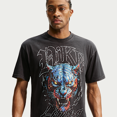 Nike — Black