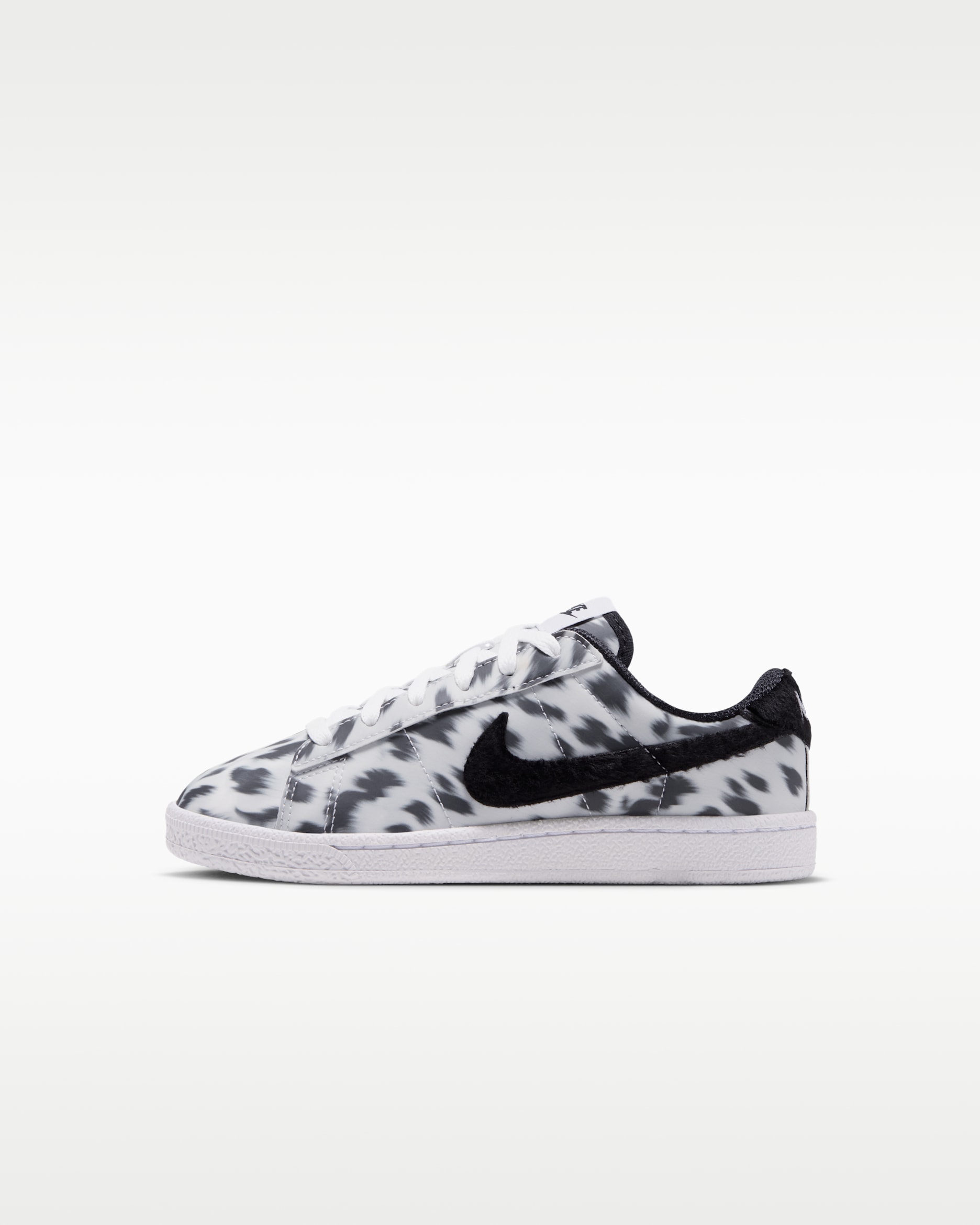 Nike Tennis Classic — White/Black