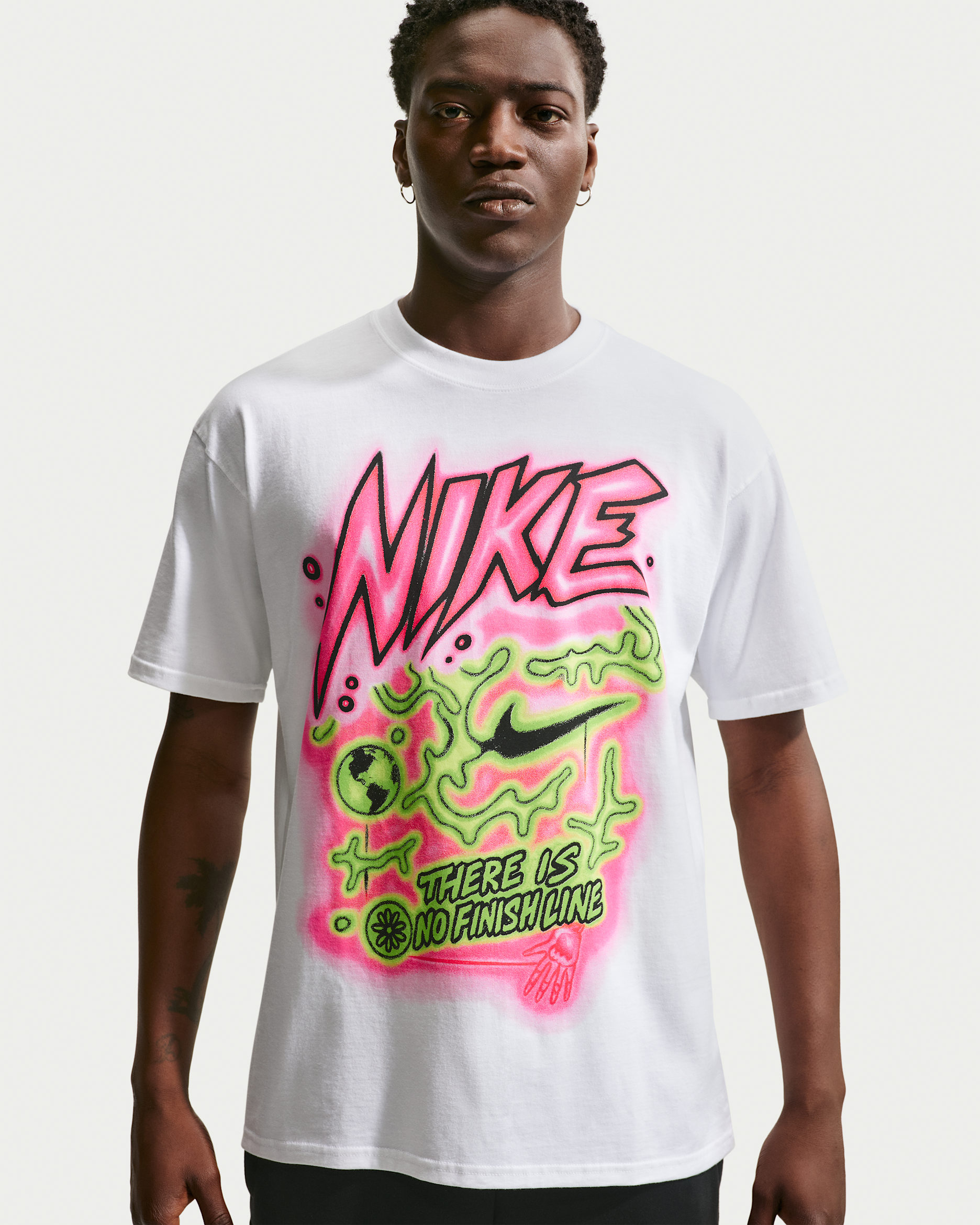 Nike Sportswear — White