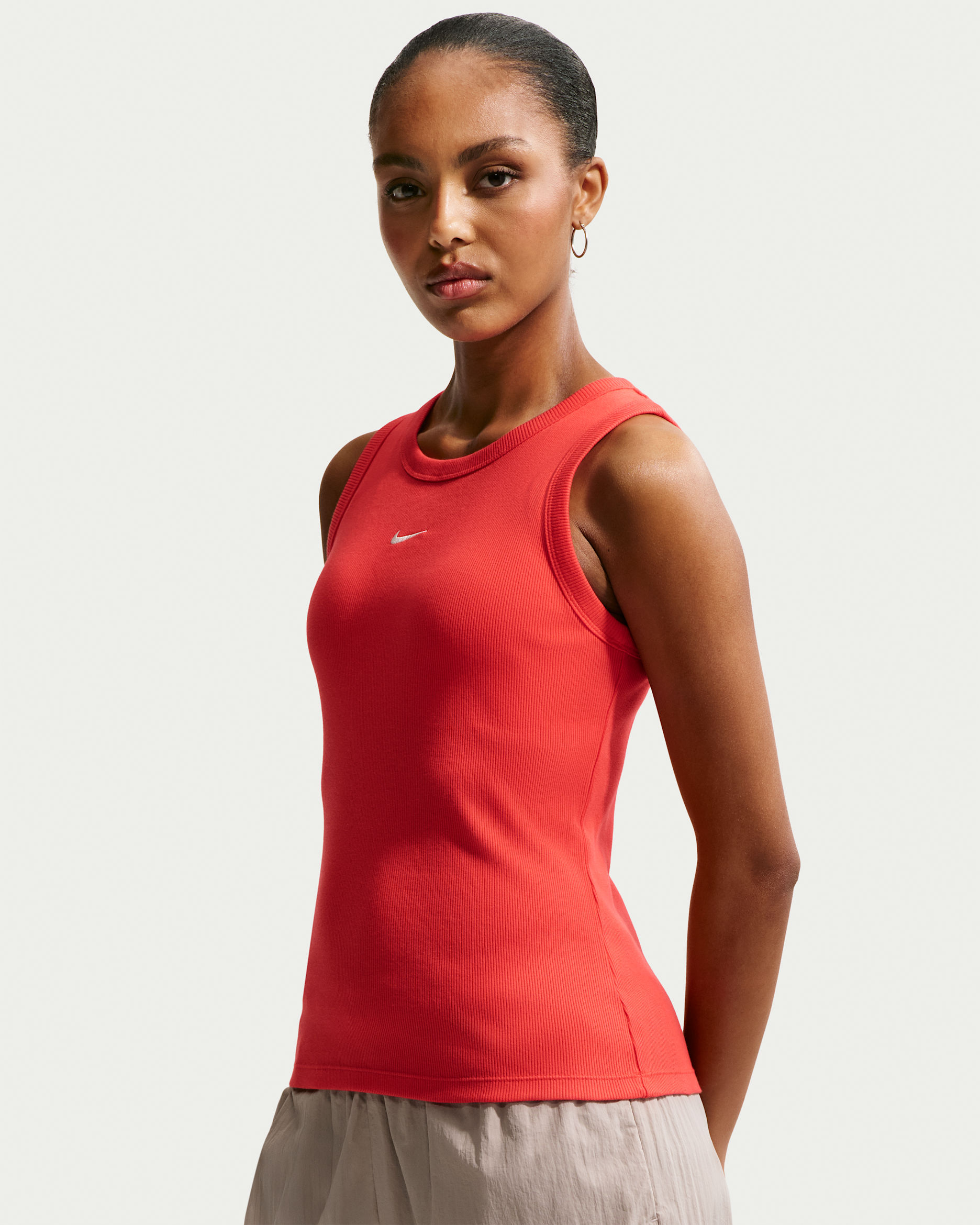 Nike Sportswear — Light Crimson/Sail