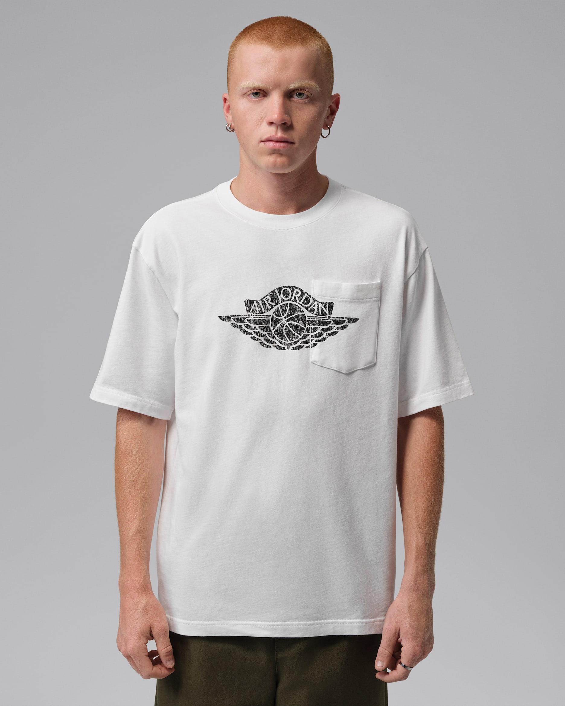 Jordan Flight Essentials — White/Black