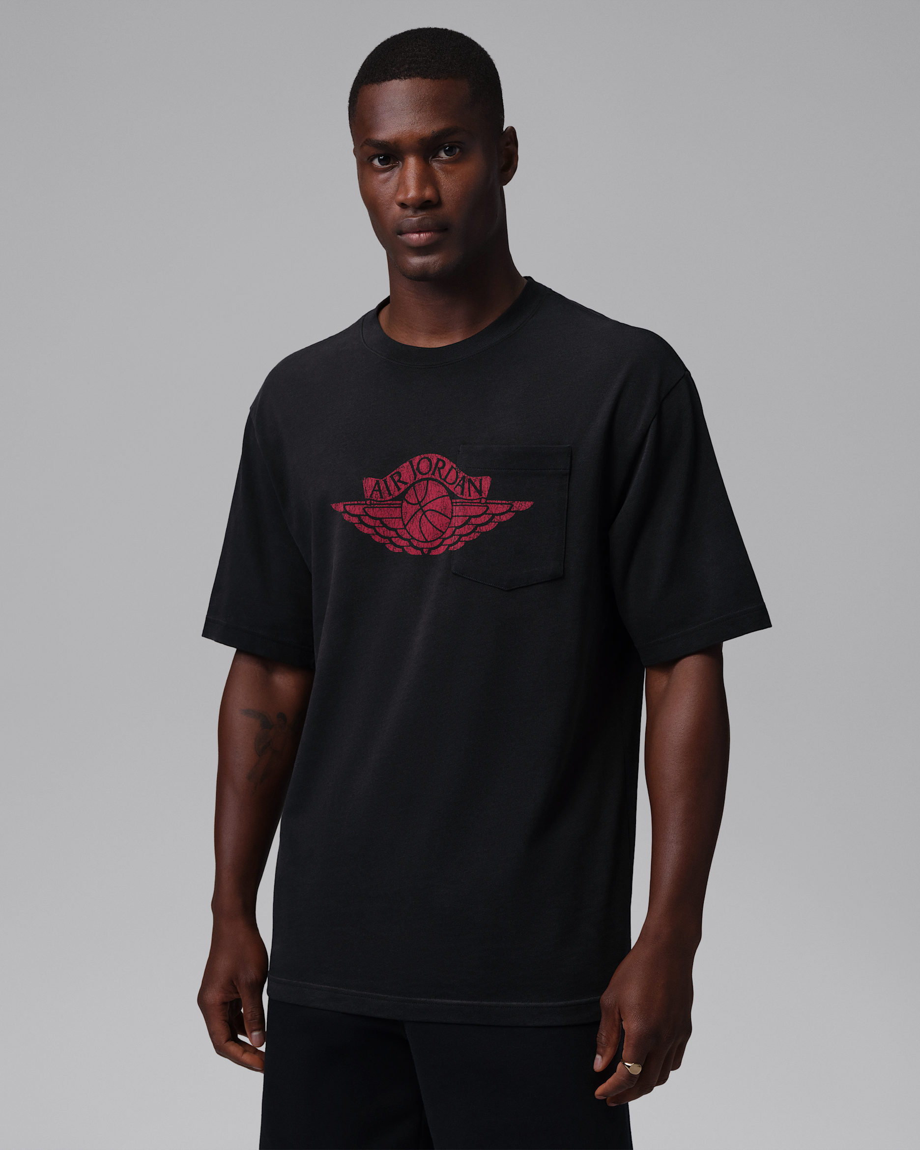 Jordan Flight Essentials — Black/University Red