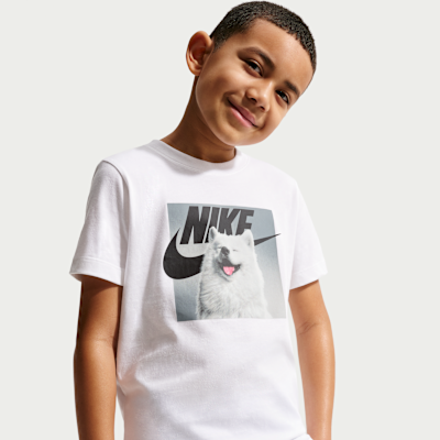 Nike Sportswear — White