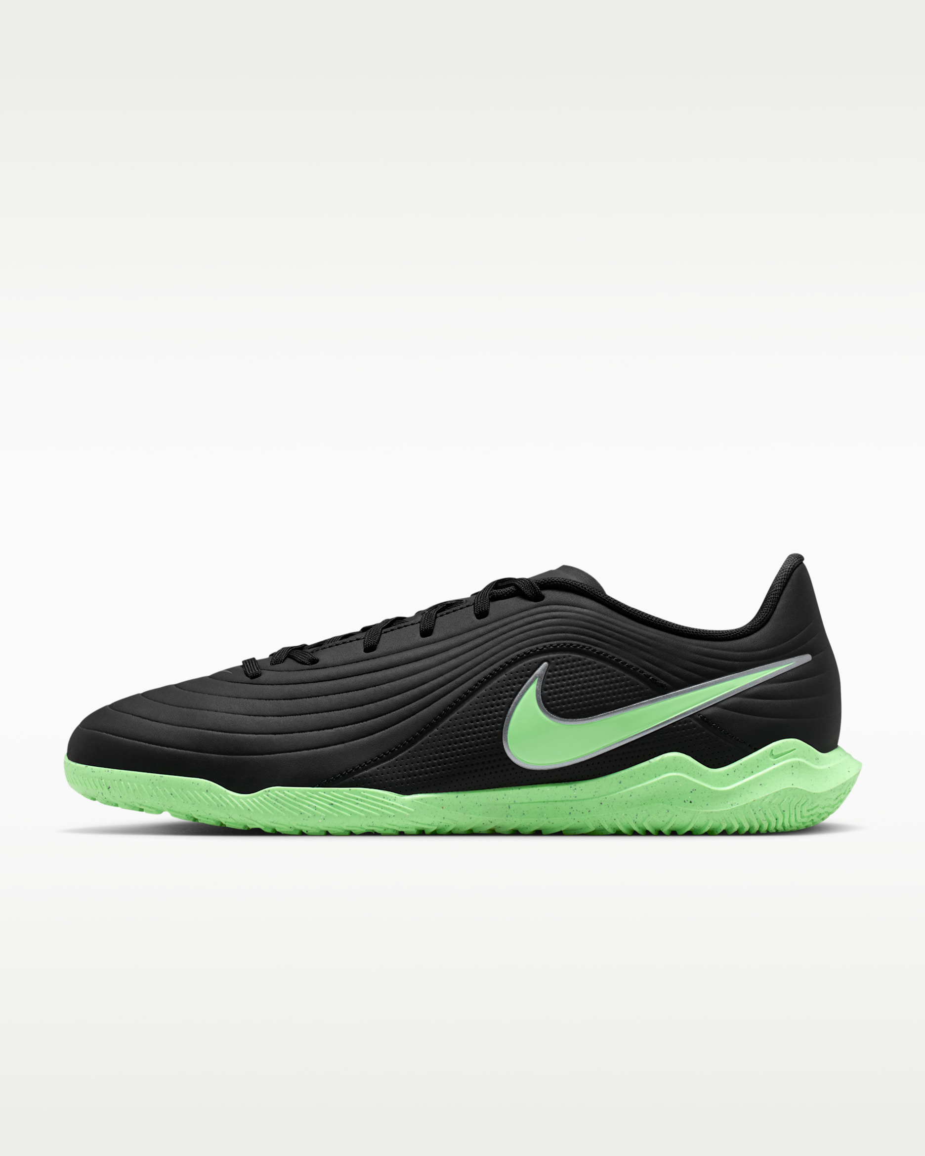 Nike Tiempo Maestro Club — Black/Black/Illusion Green