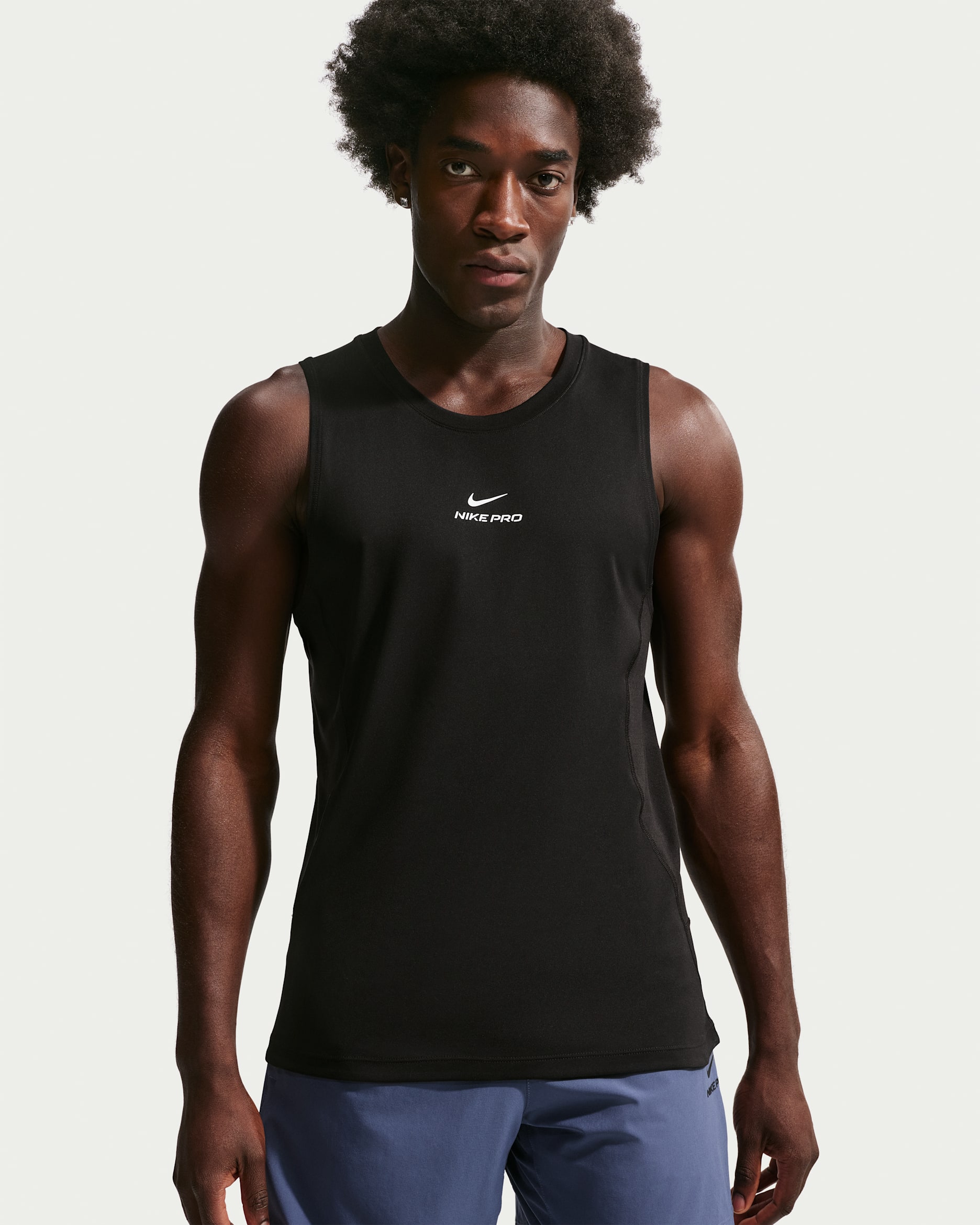 Nike Pro — Black/White